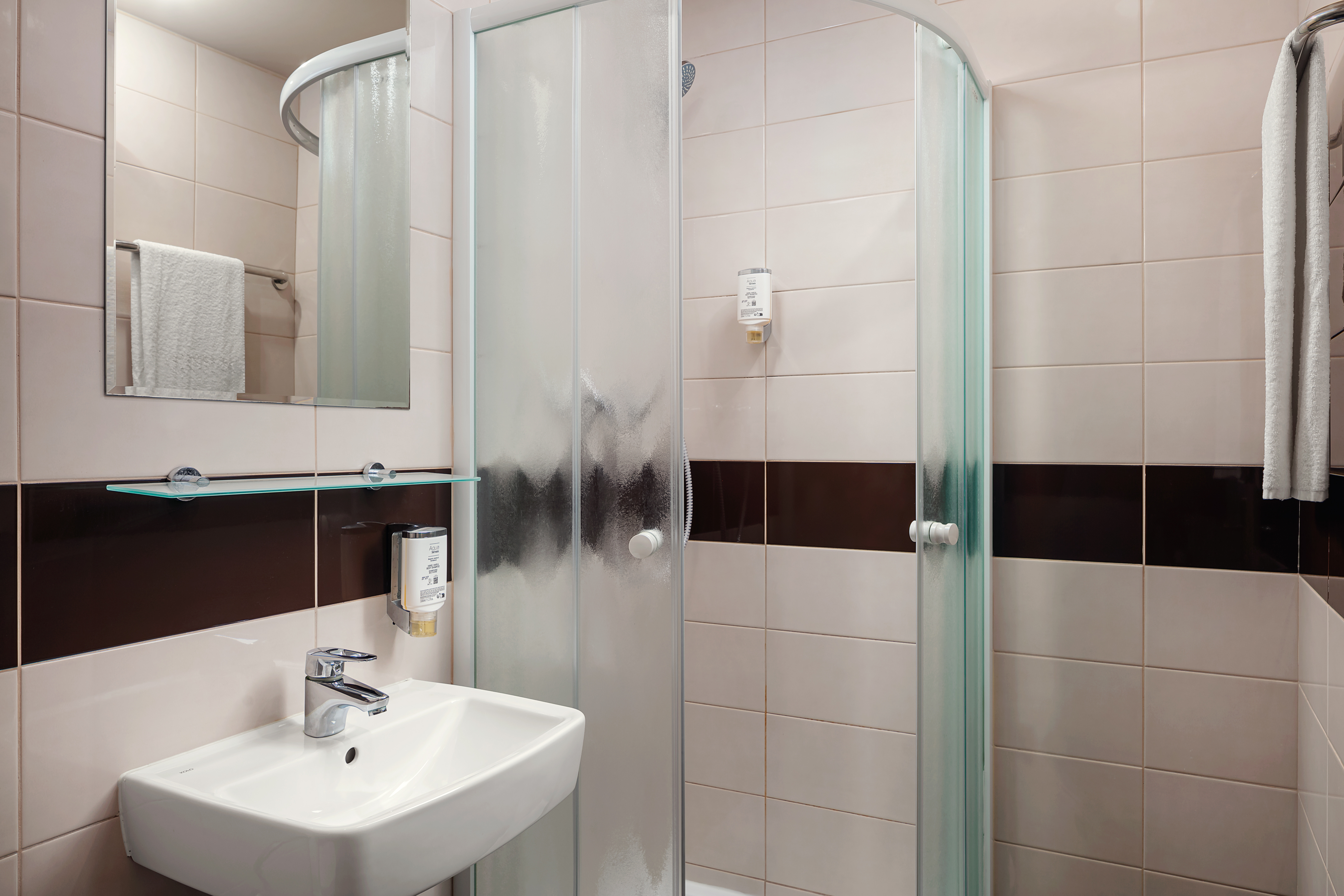 Double or Twin Standard