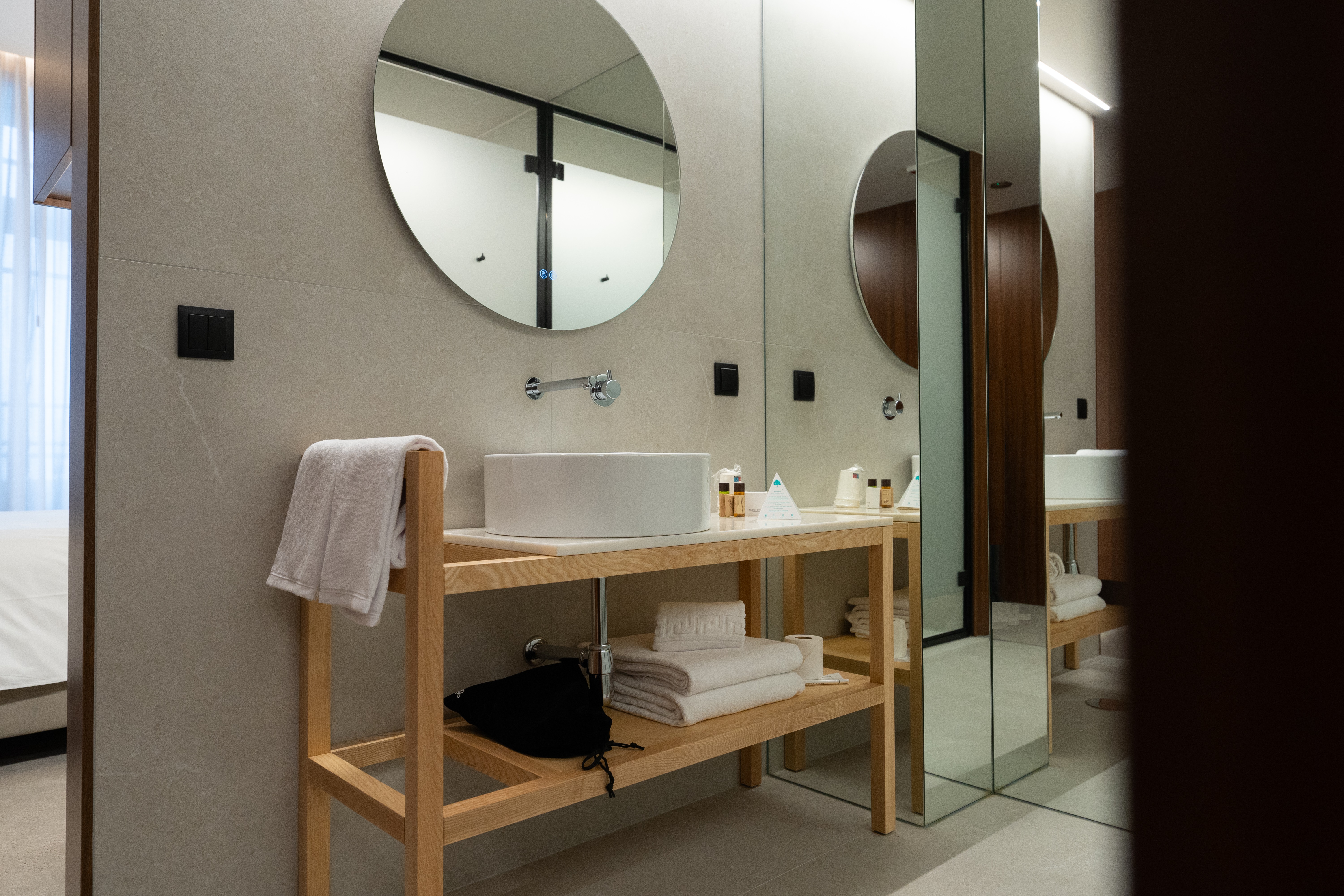 Double or Twin Capacity 3