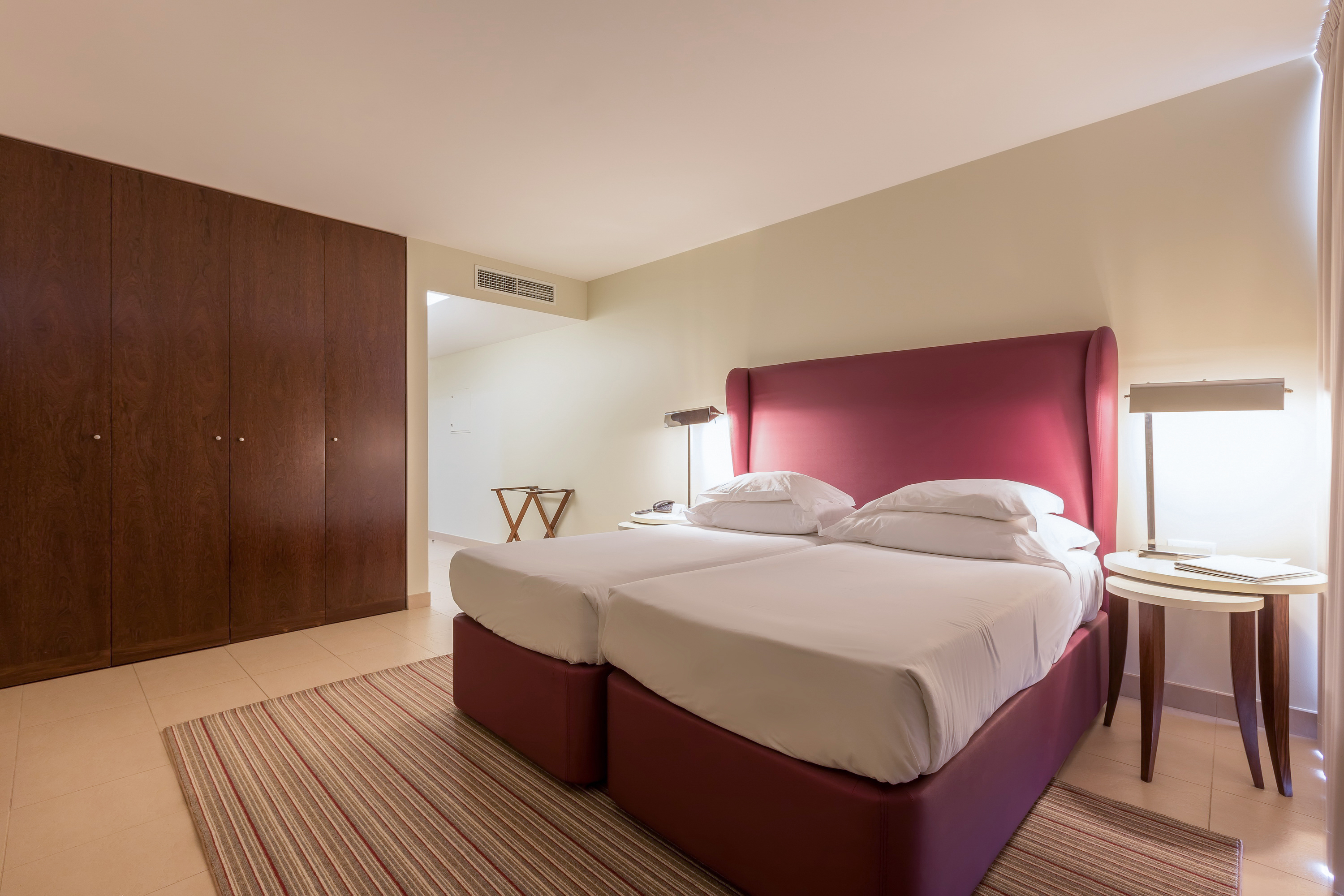 Double or Twin Standard