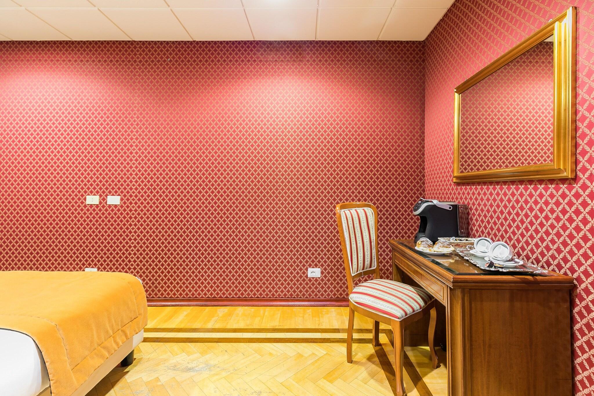 Double Superior Queen Bed