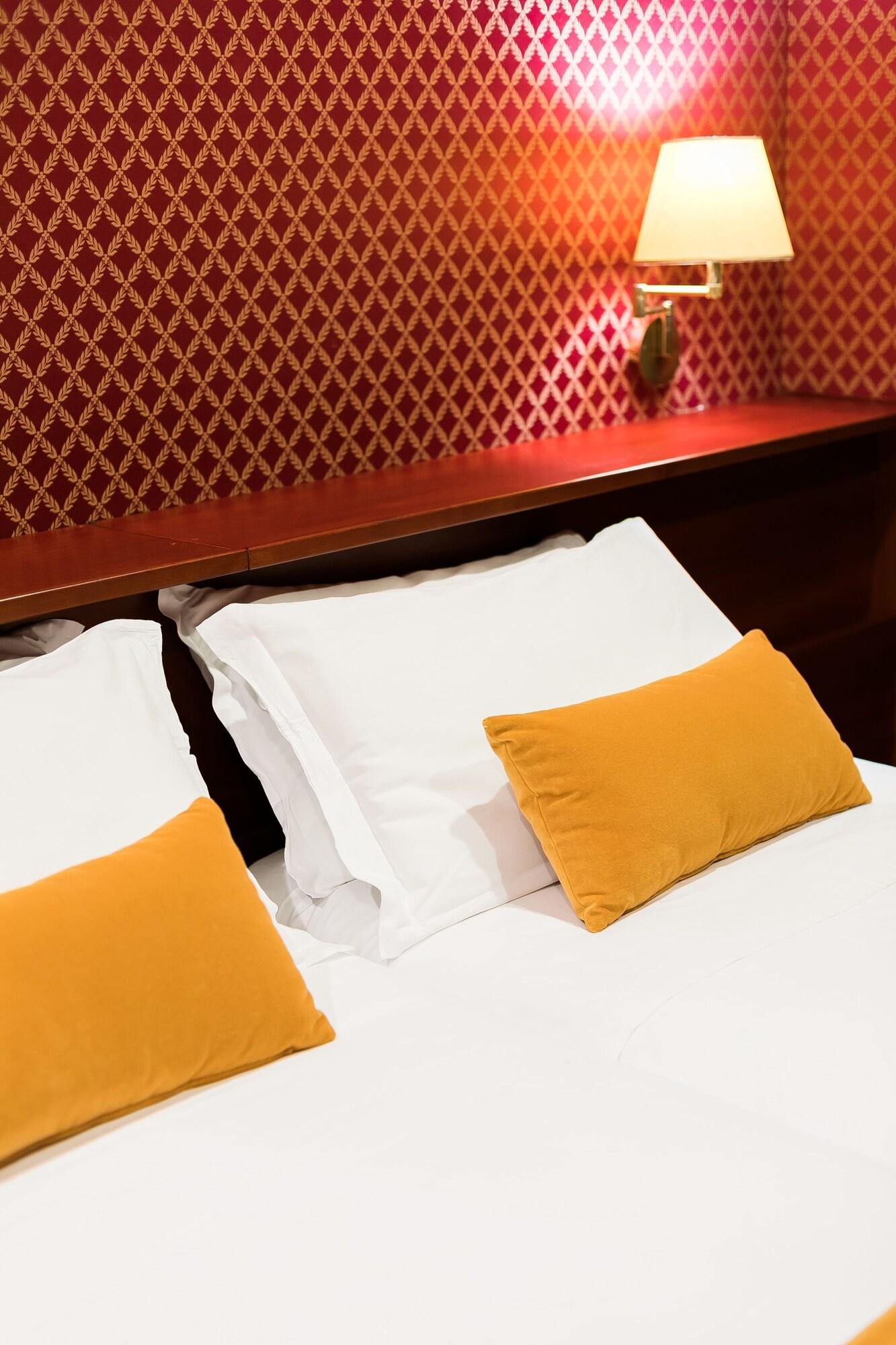 Double Superior Queen Bed