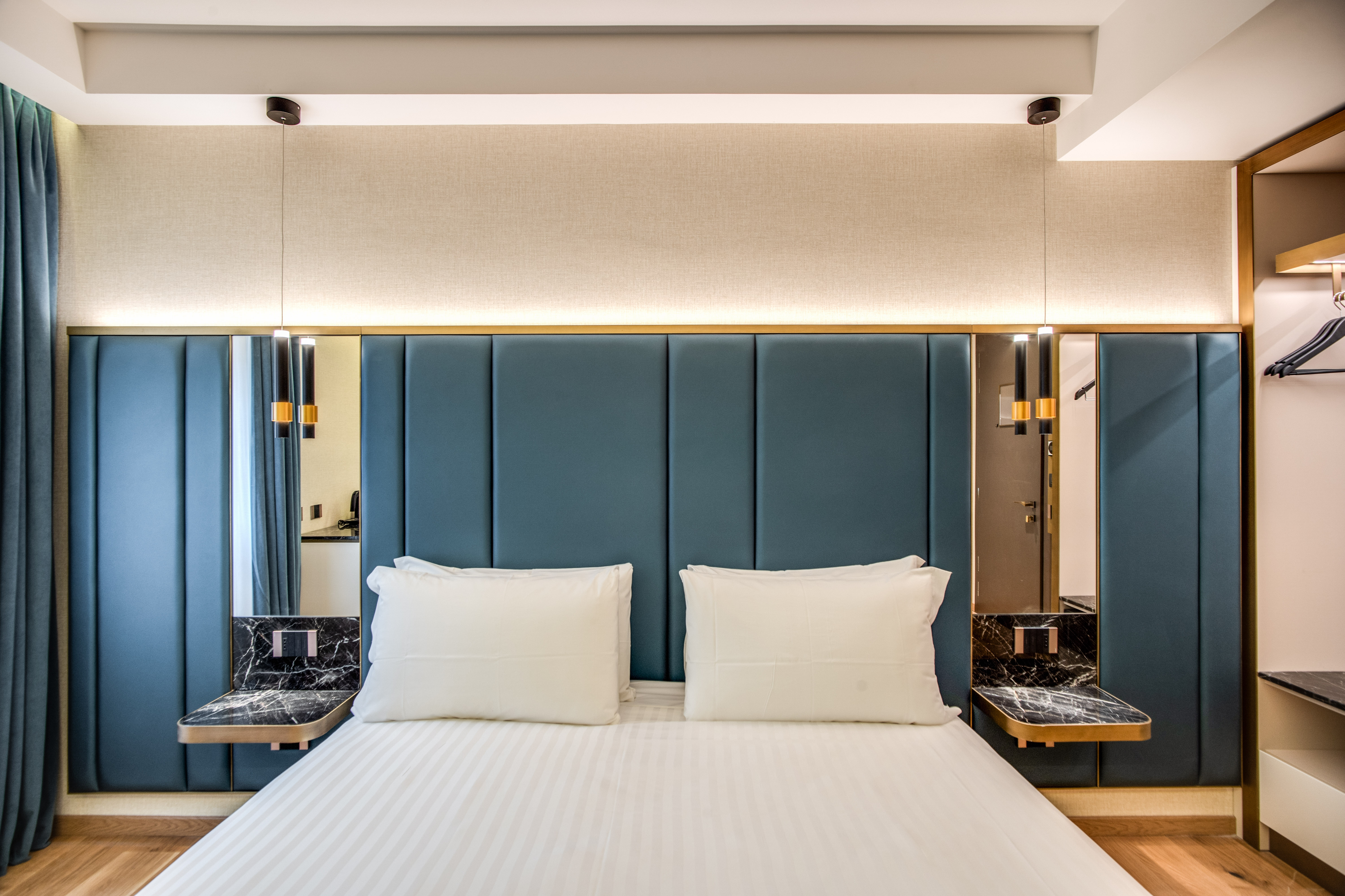 Double or Twin Standard