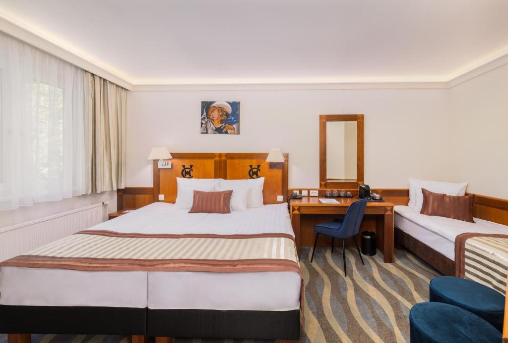 Family Room Standard