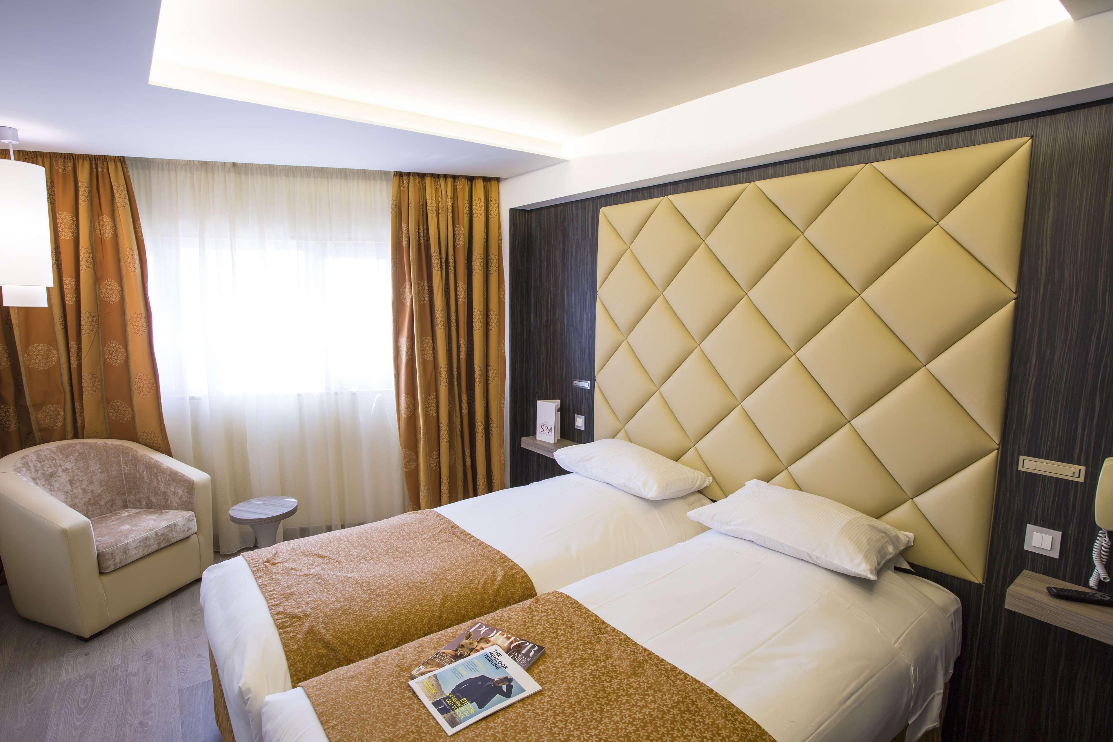 Double King Size Bed