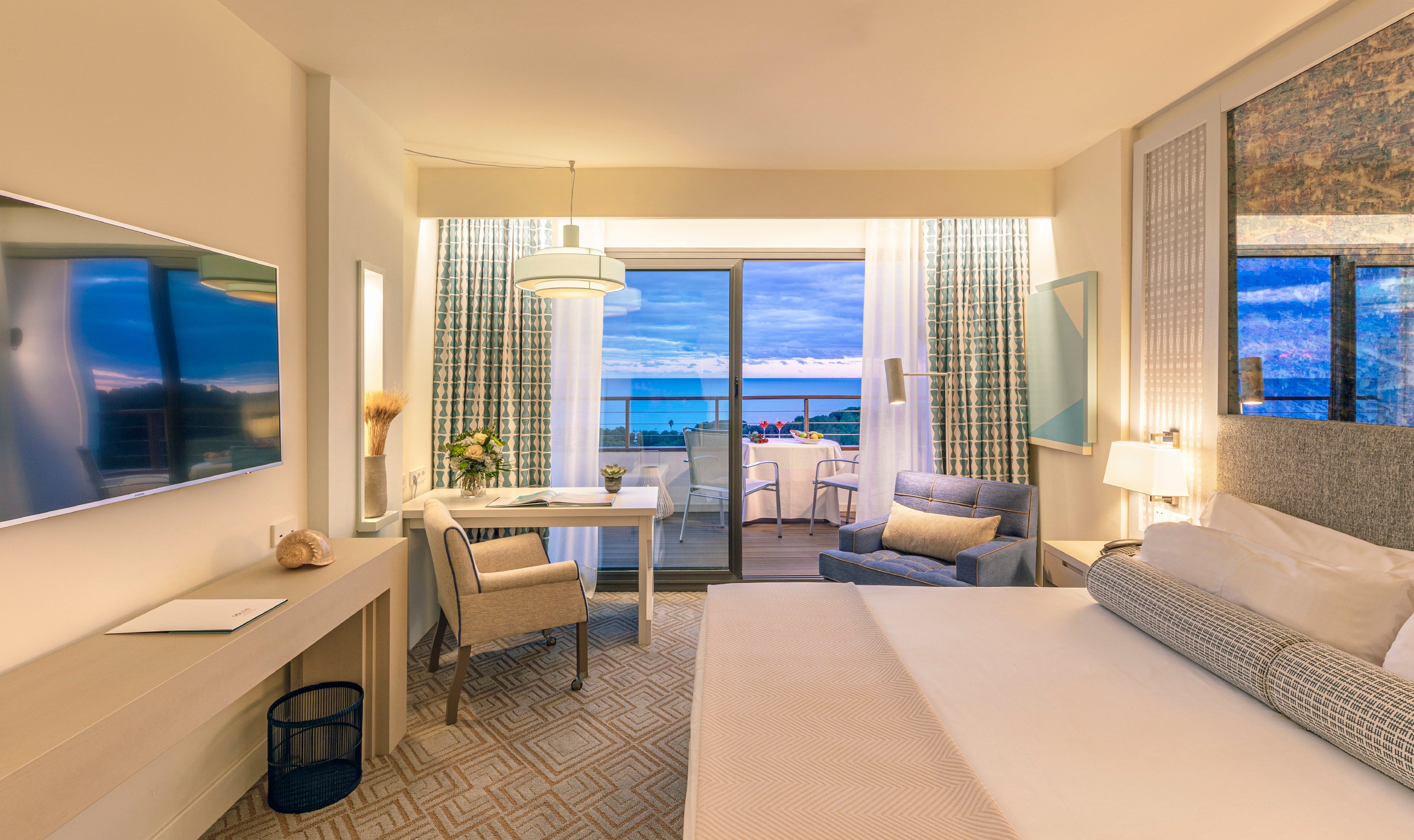 Double Single Superior Sea View