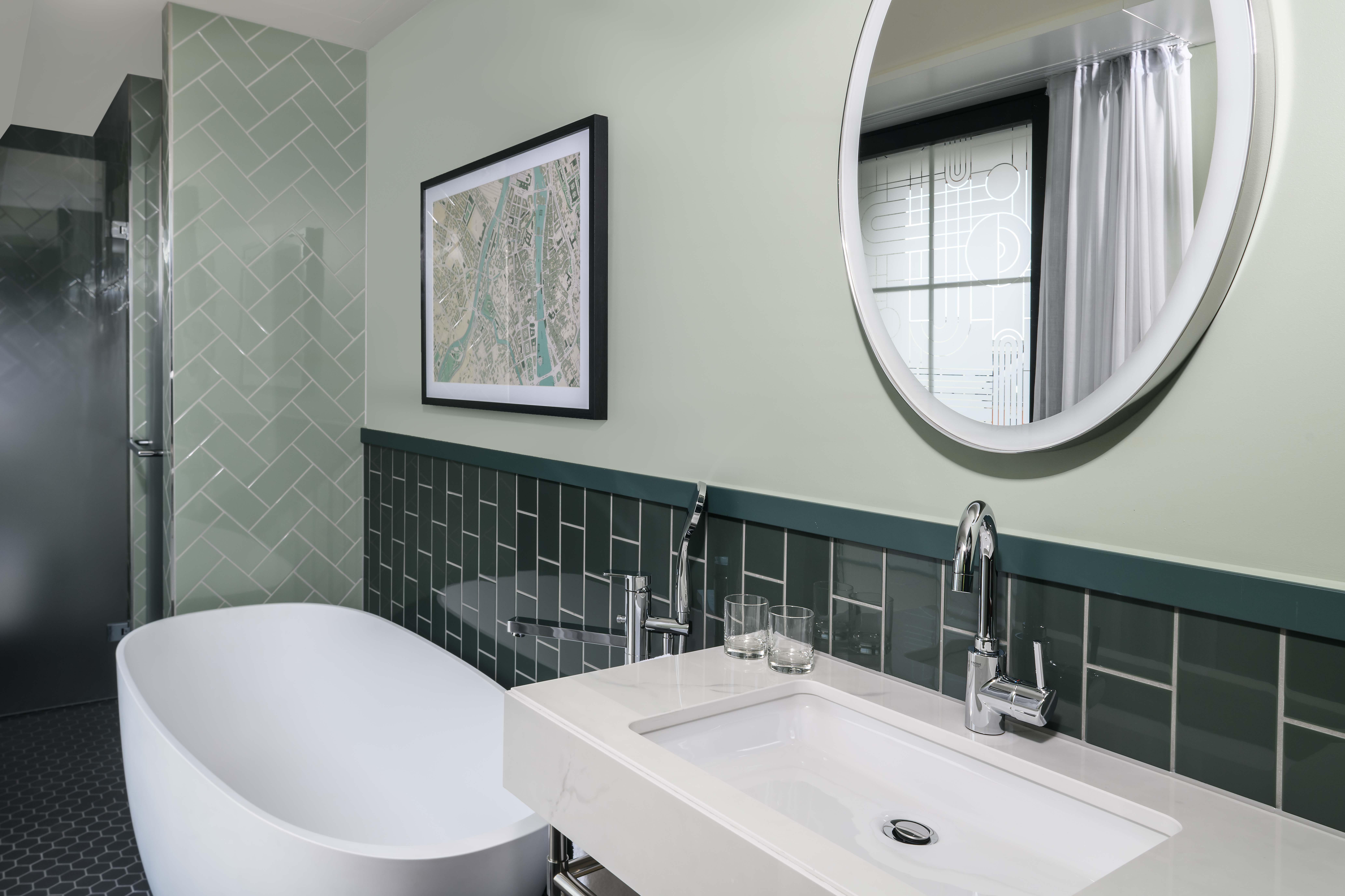 Double Queen Size Bed