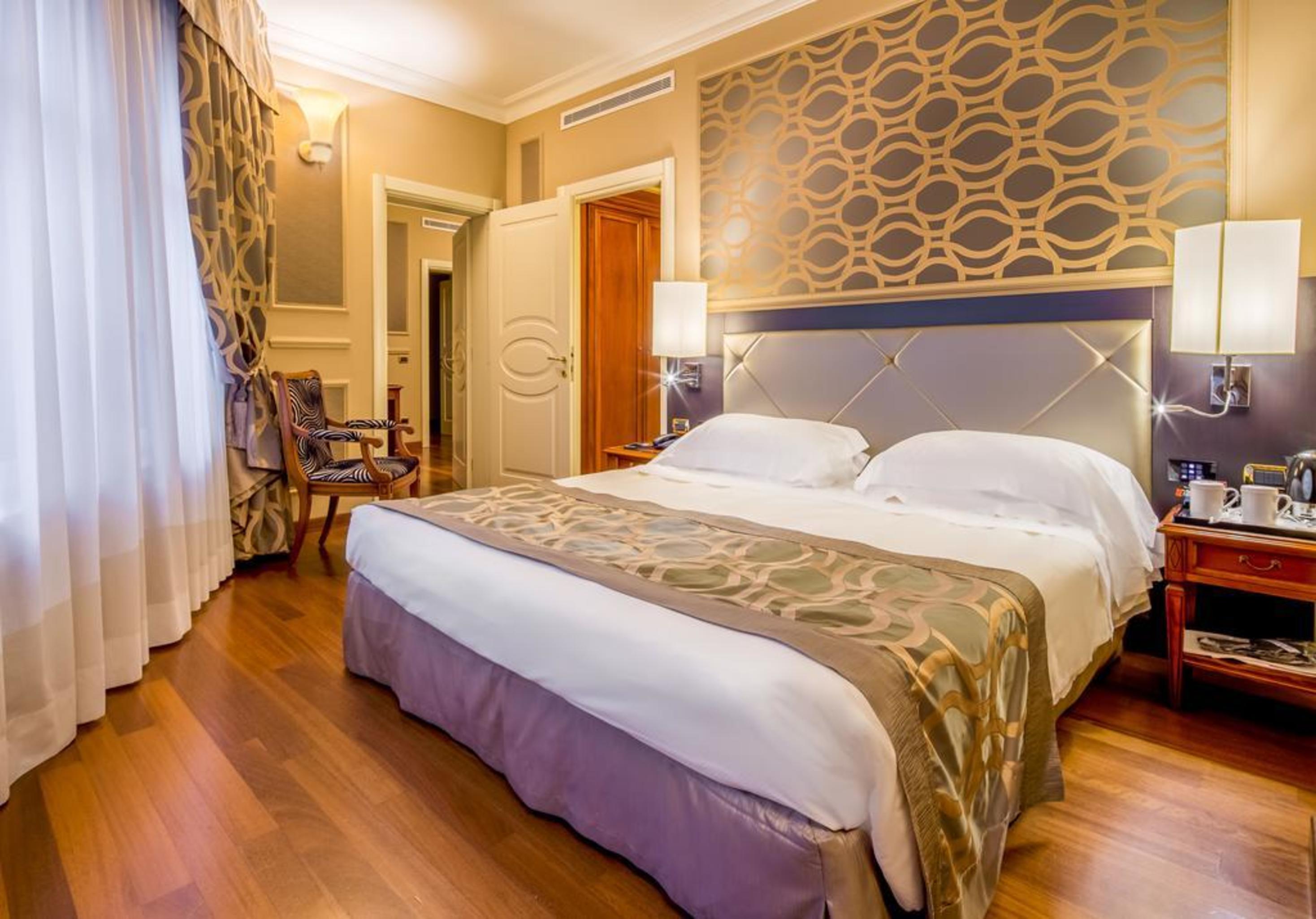 Double Queen Size Bed