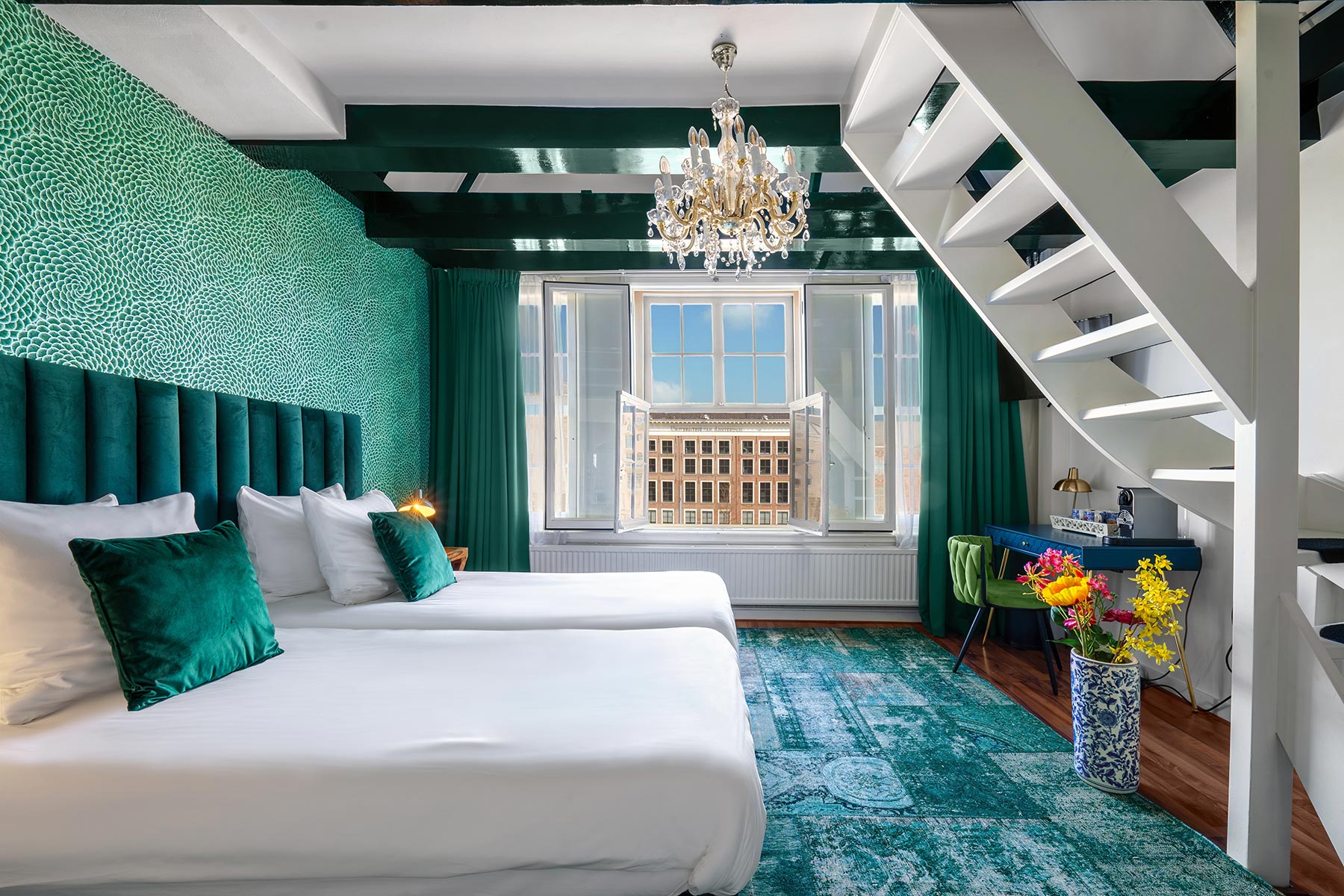 Family Room City View