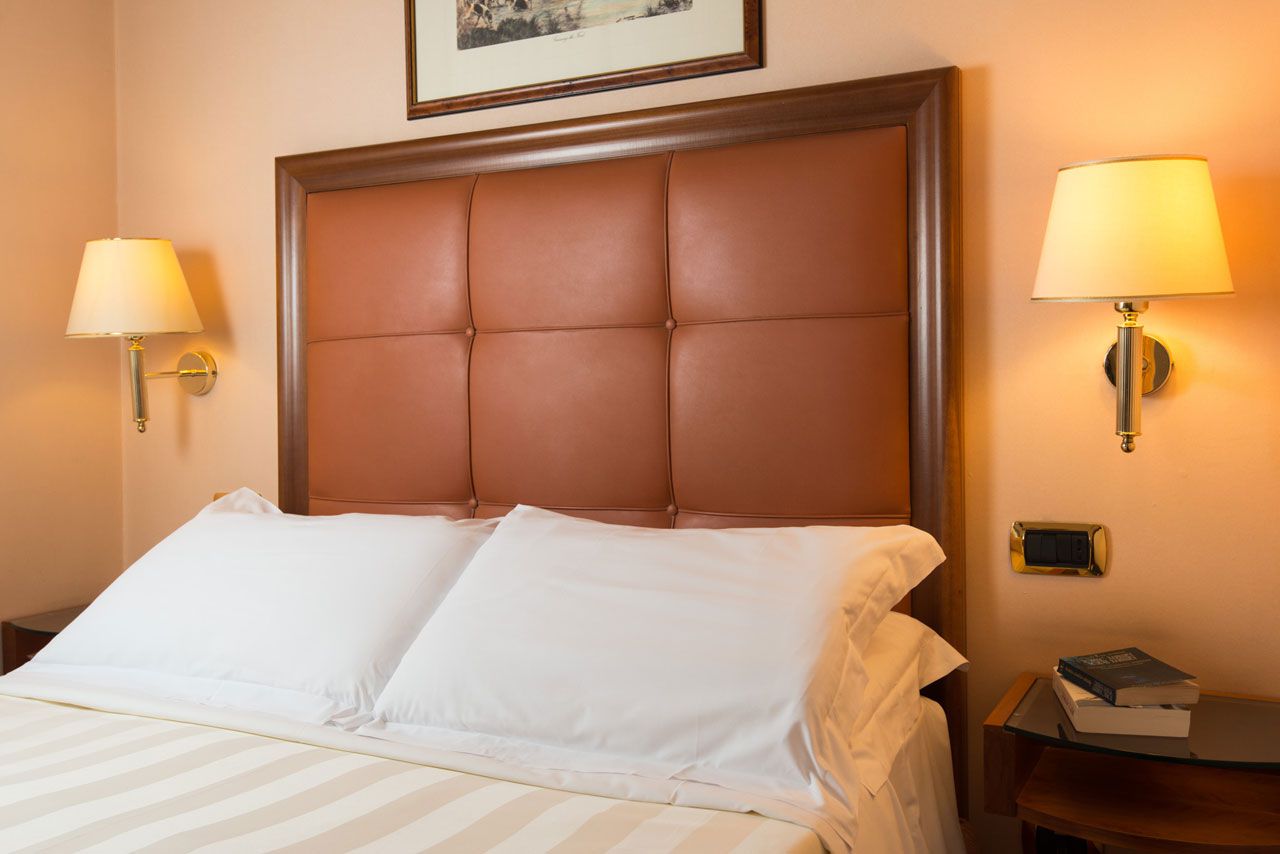 Double or Twin Standard