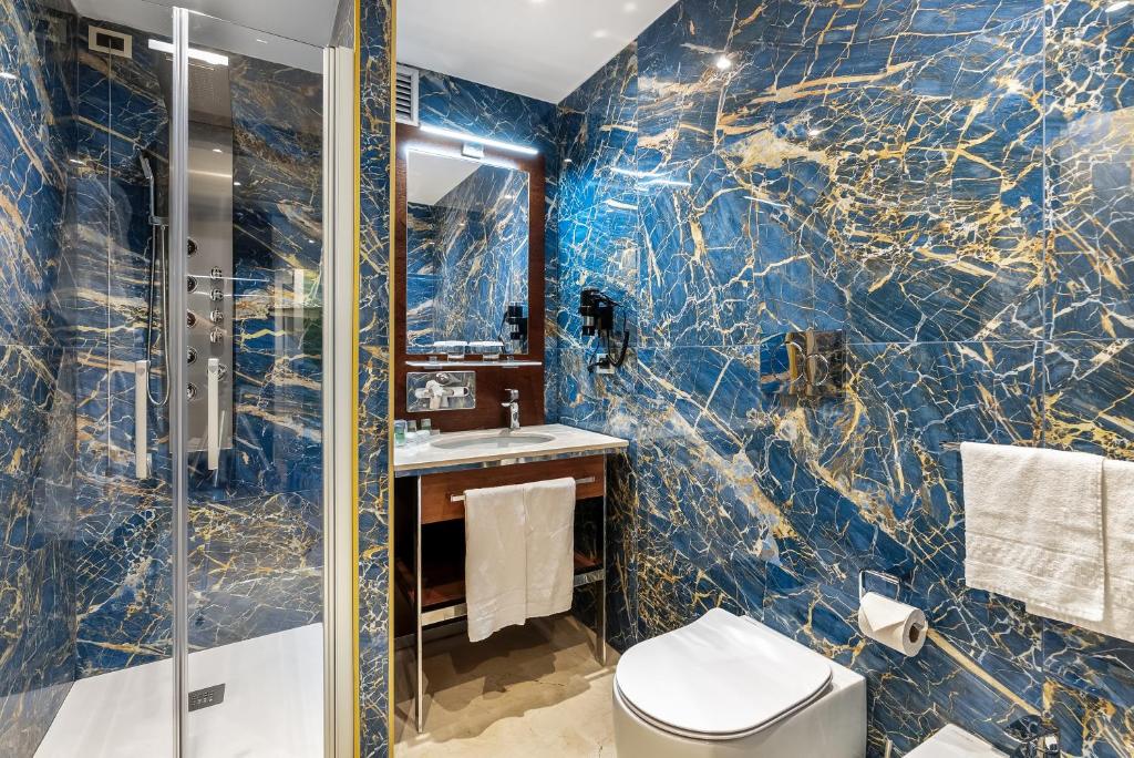 Double Single Superior