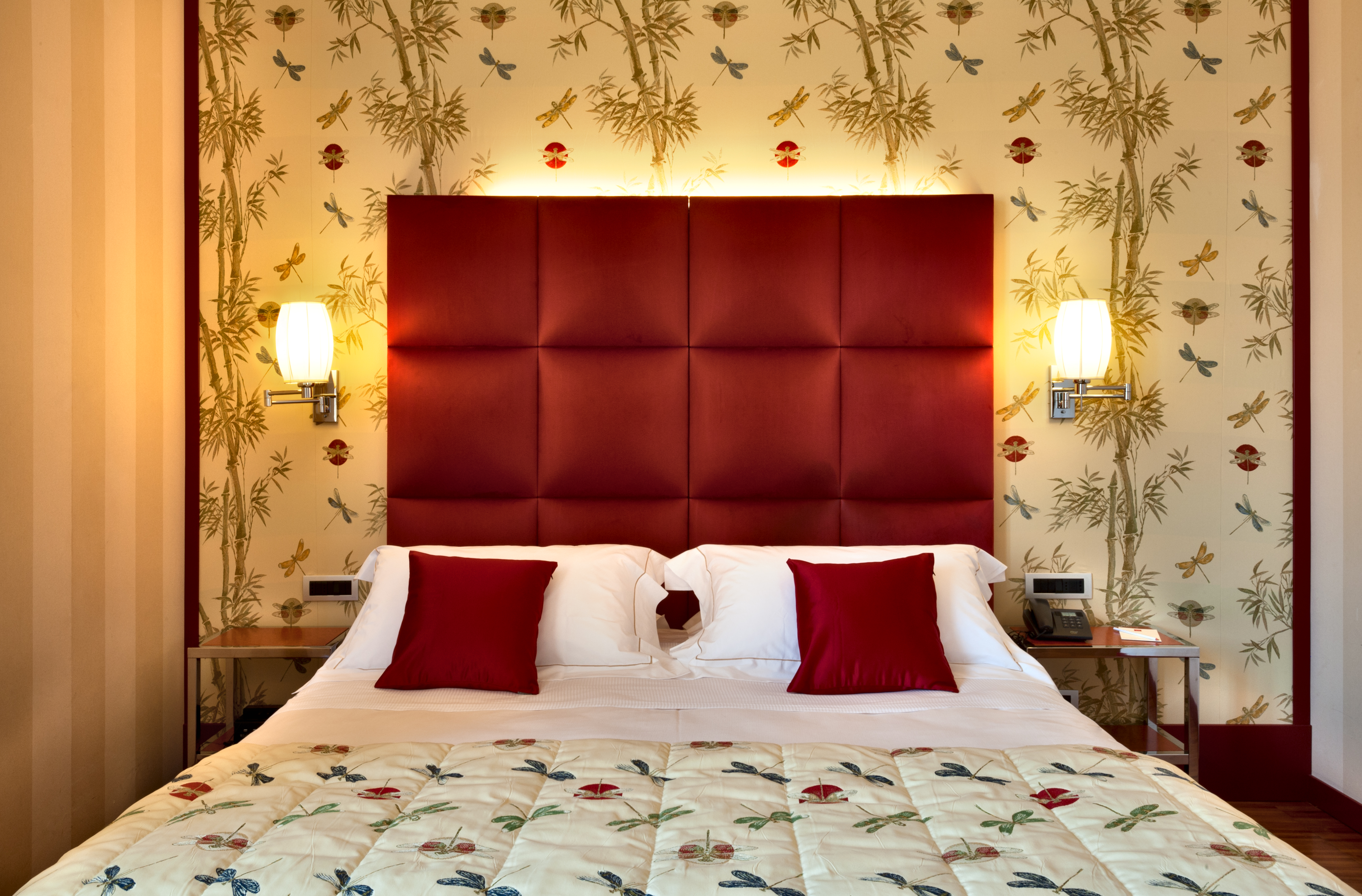 Double Single Executive