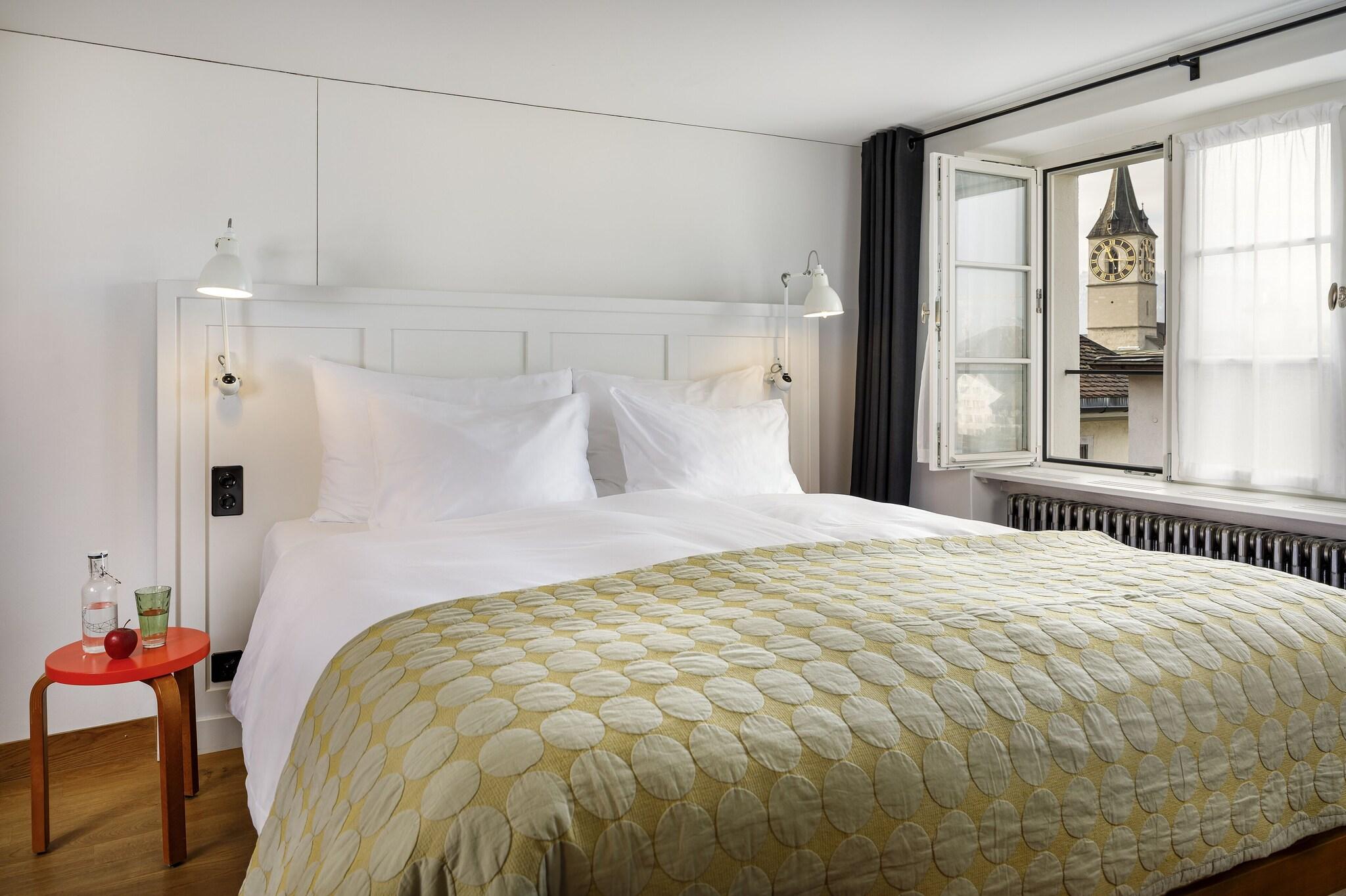 Double King Size Bed