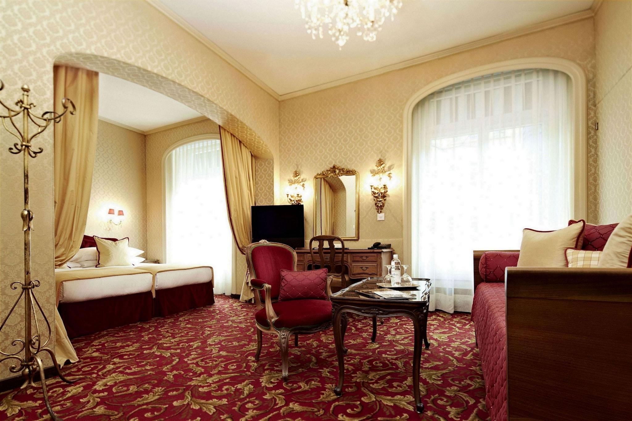 Junior Suite King Size Bed