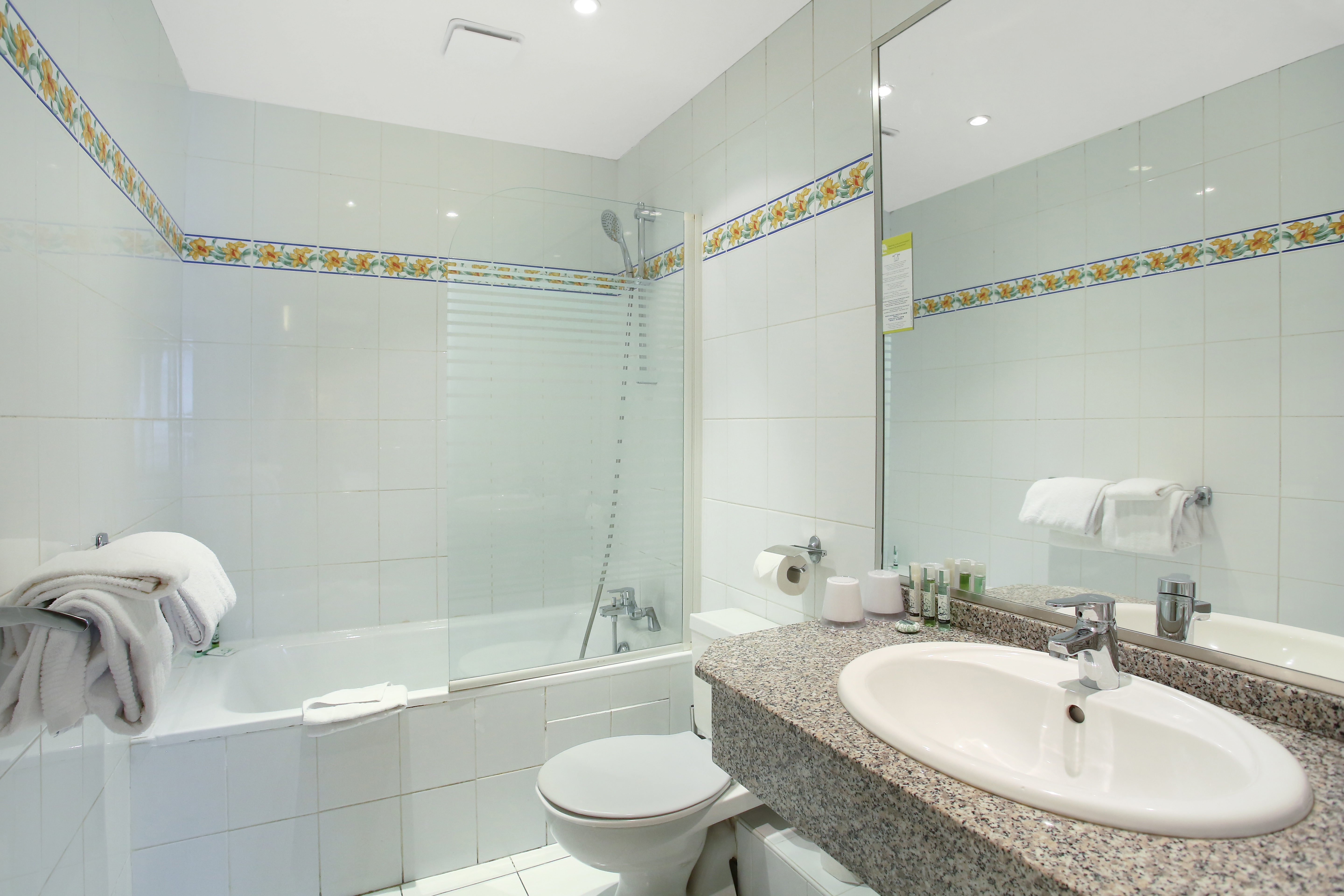 Family Room Connecting Room