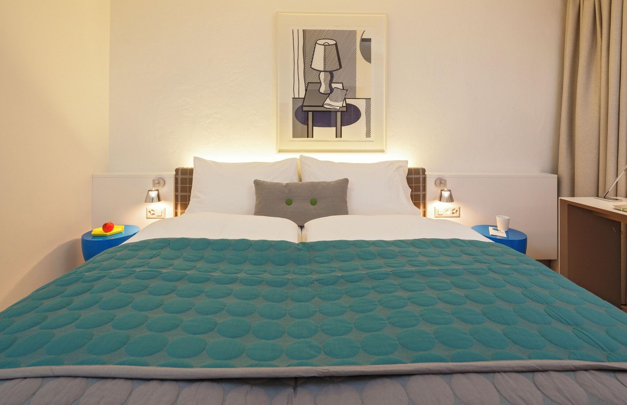 Double Queen Size Bed