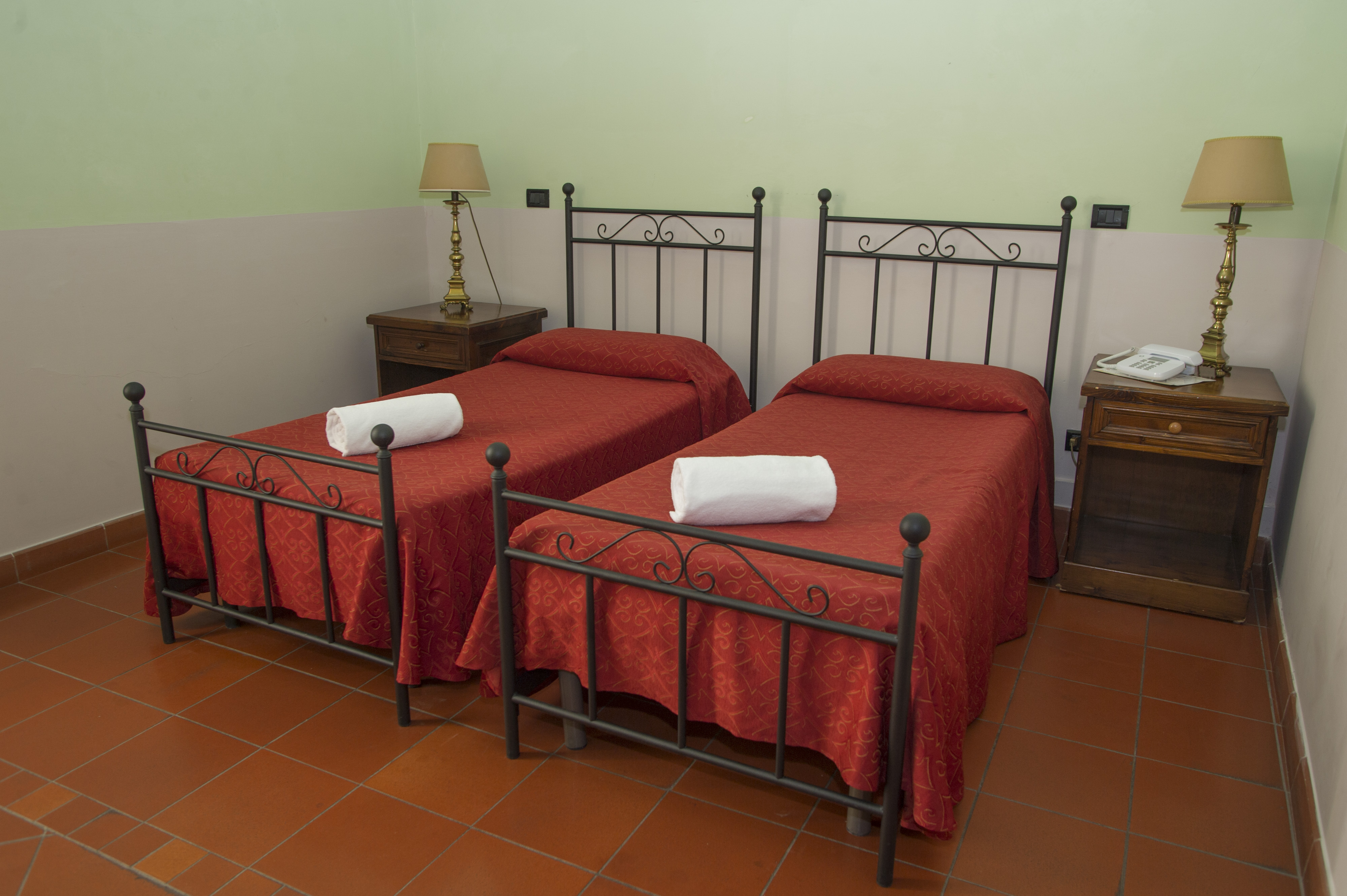 Double or Twin Standard