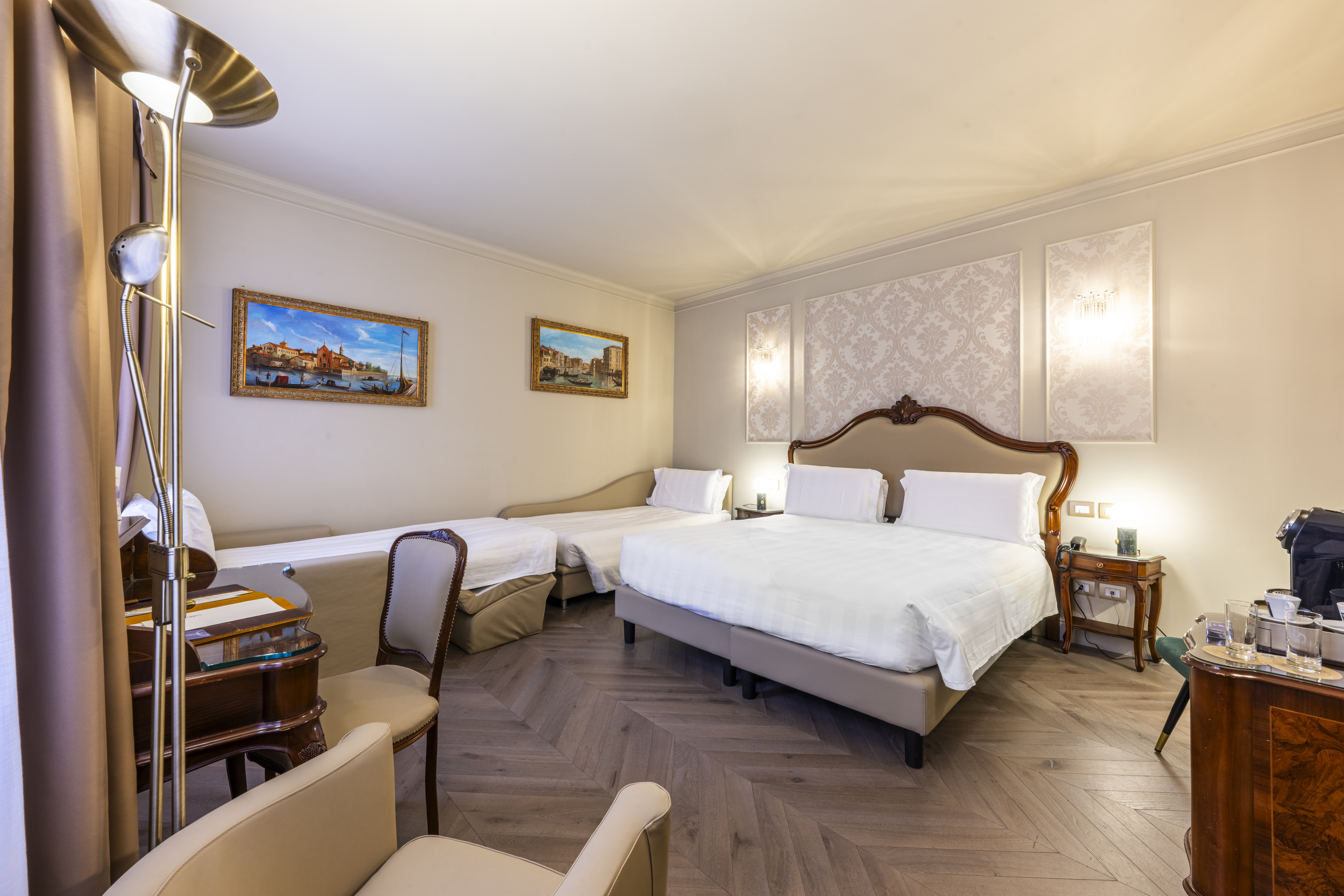 Quadruple Grand Deluxe