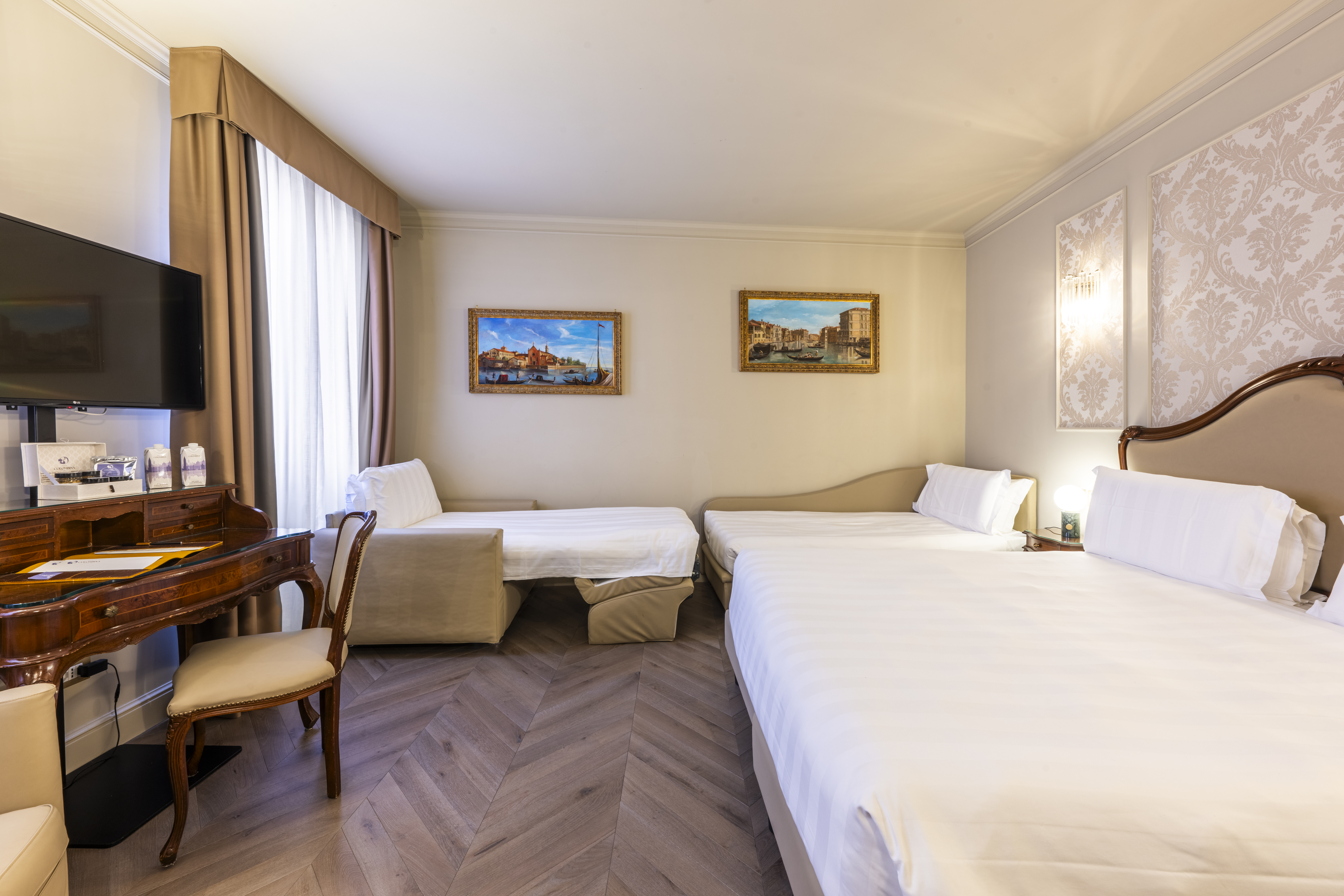 Quadruple Grand Deluxe