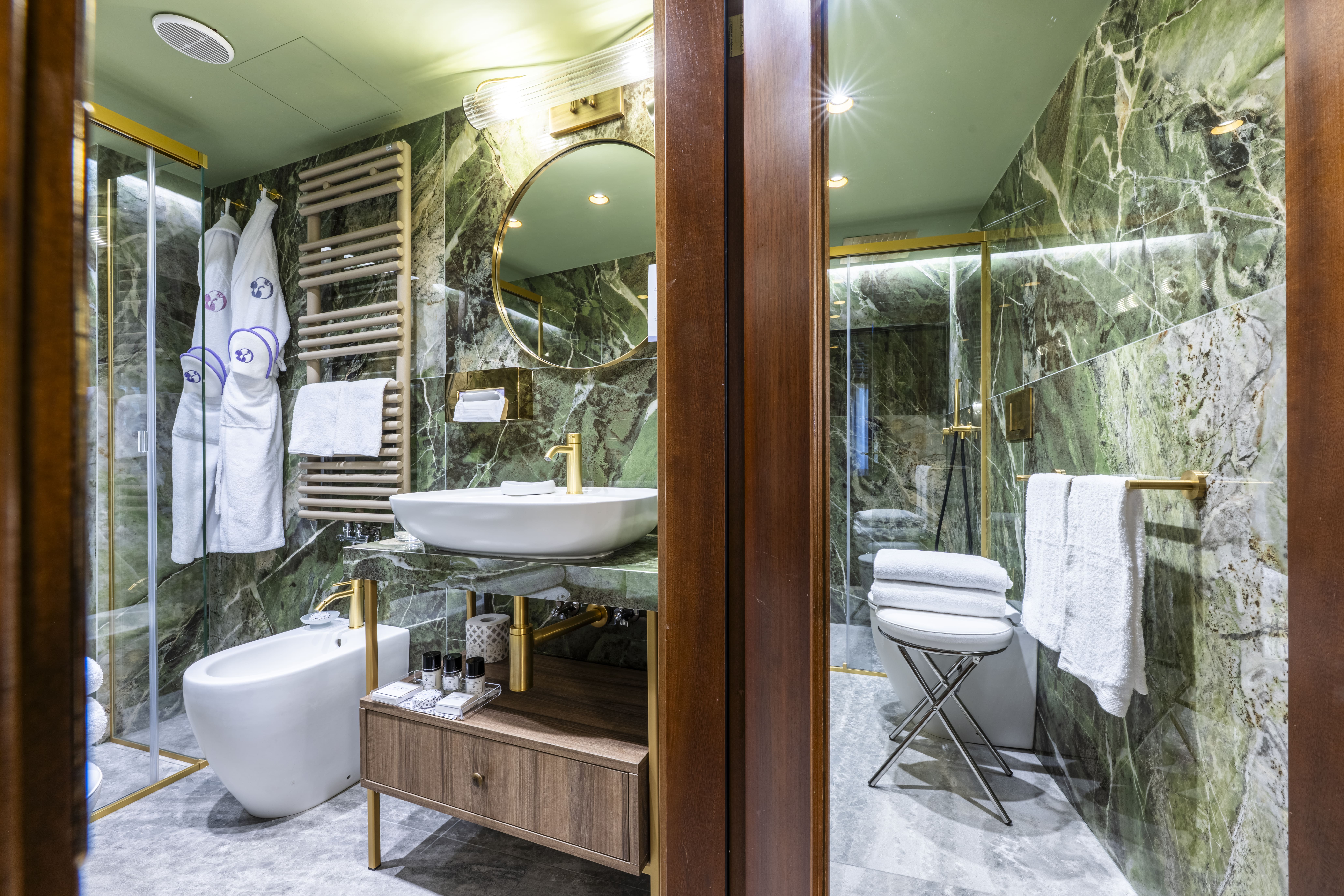 Double or Twin Deluxe Canal View