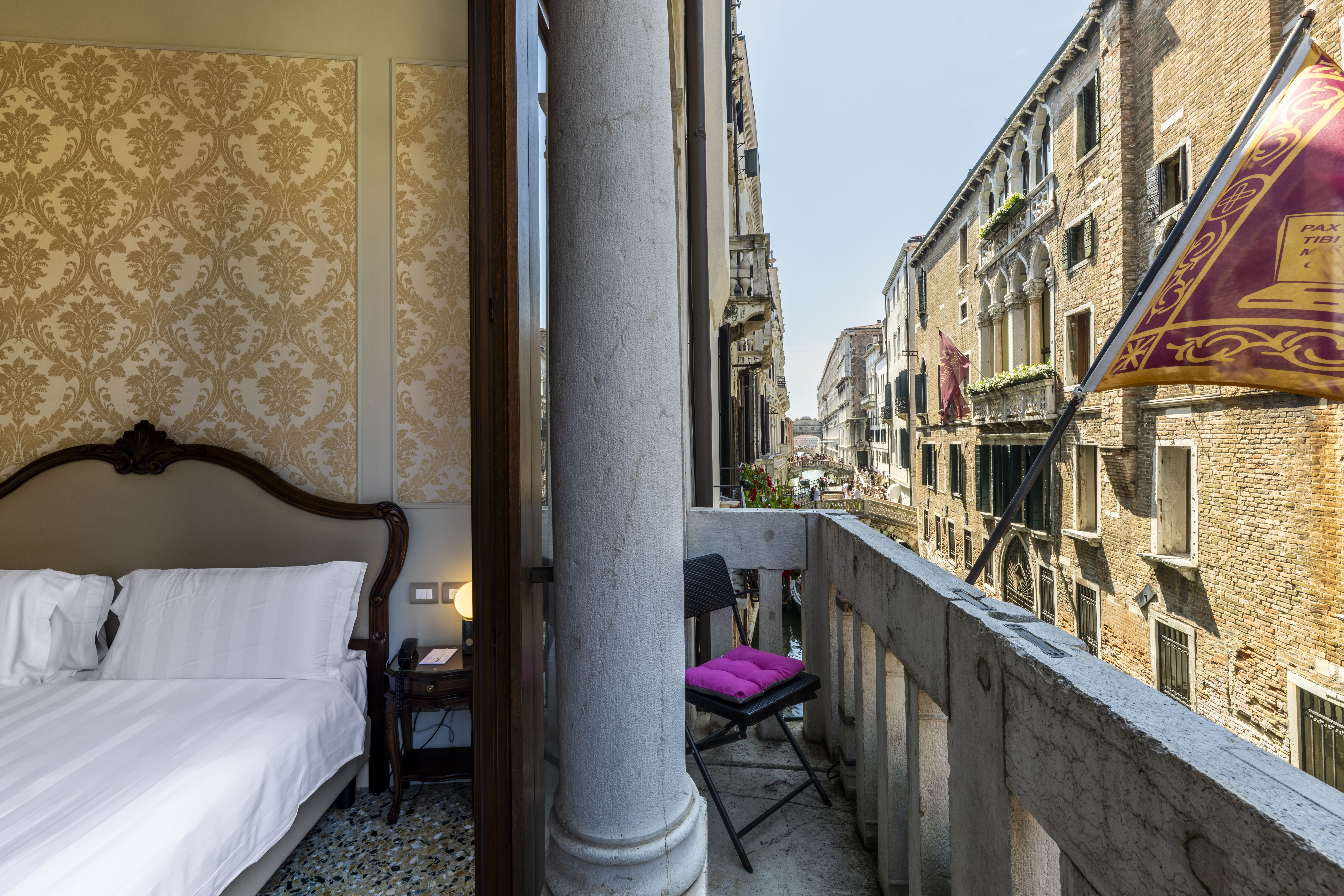 Junior Suite with Balcony with Views