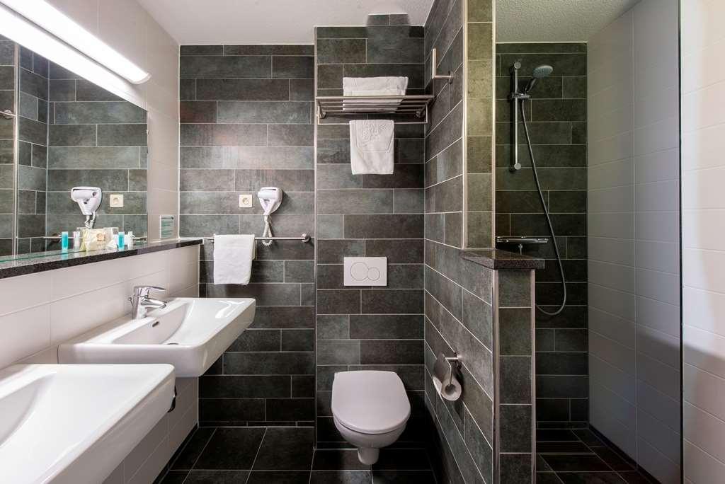 Quadruple Three Beds