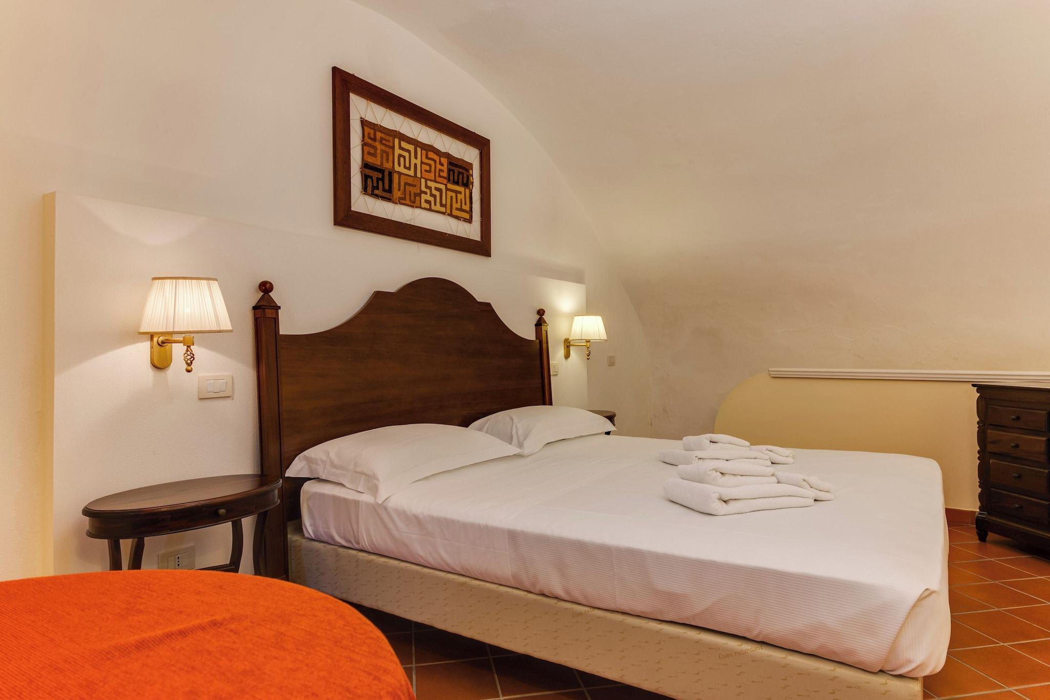 Double Classic Queen Bed