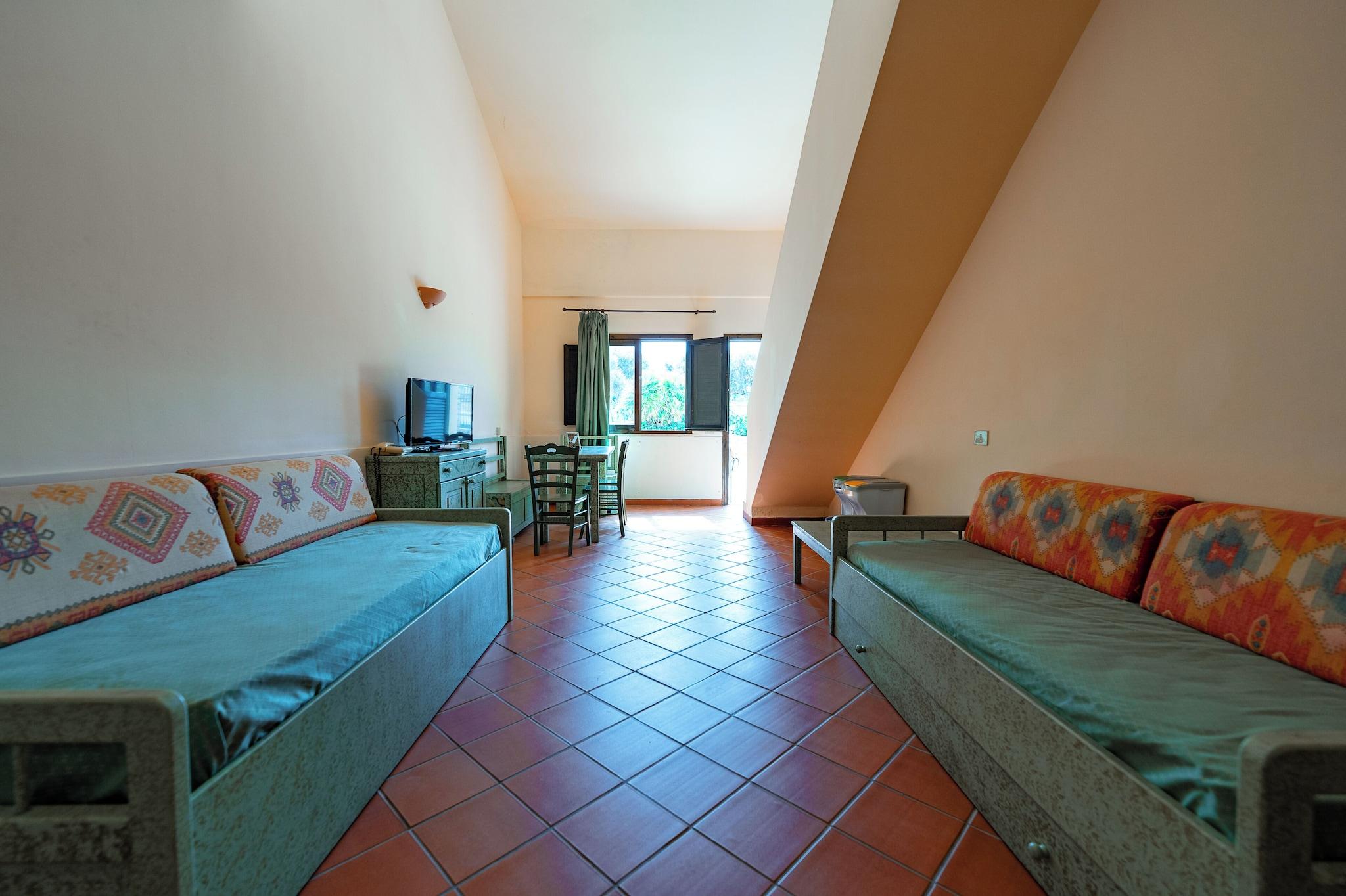 Family Room Queen Size Bed