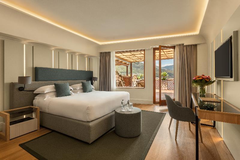 Double Single Deluxe Sea View