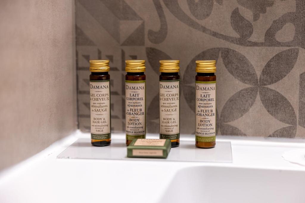 Double or Twin Standard