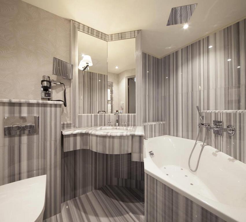 Double Single Classic