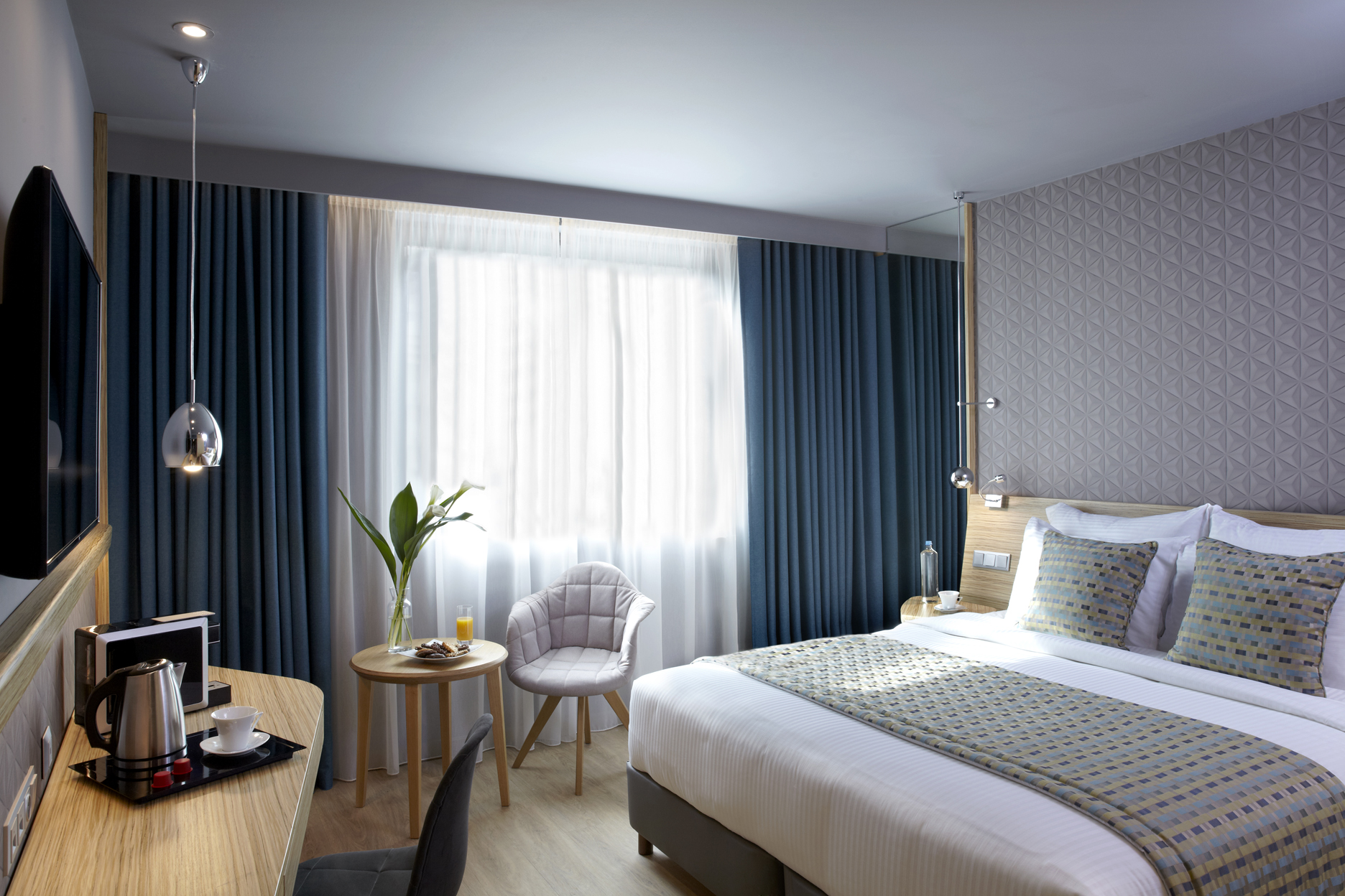 Double or Twin Standard