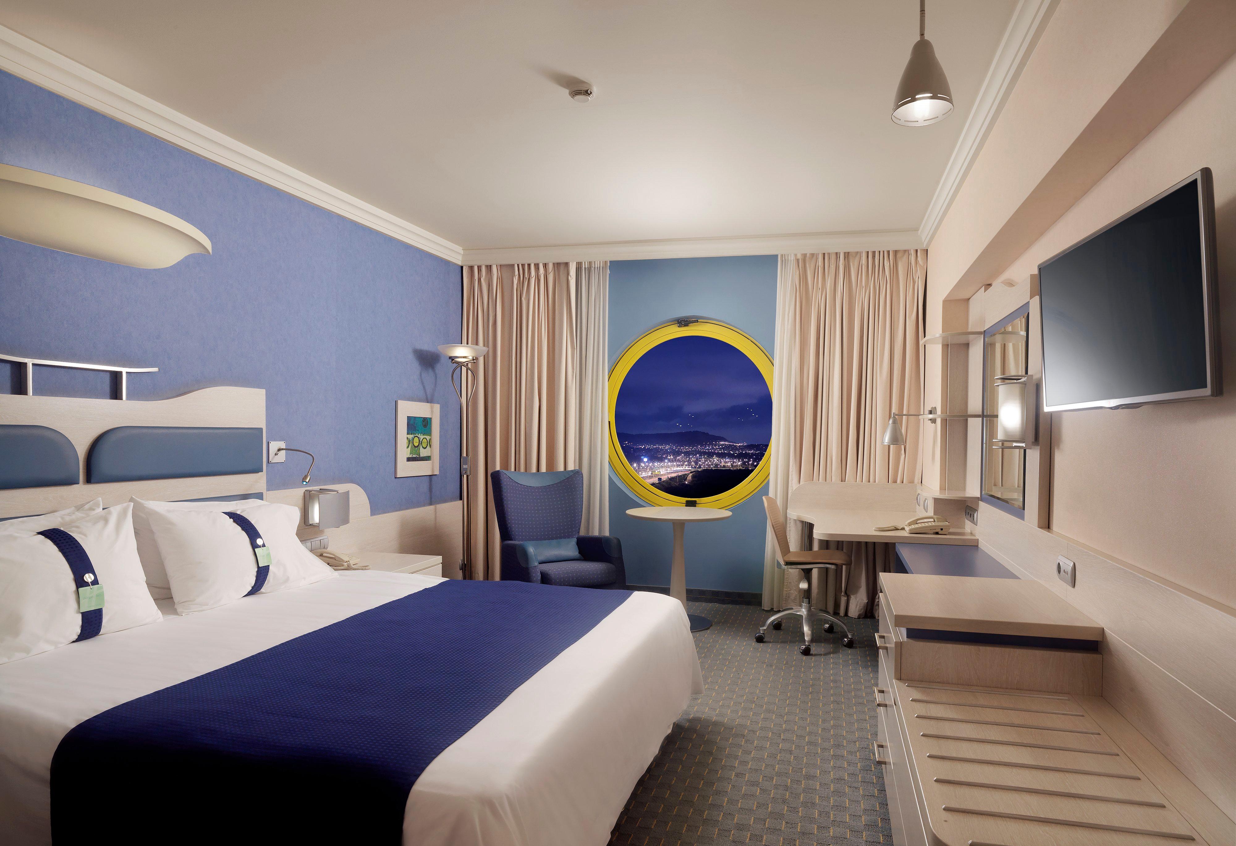 Double King Size Bed