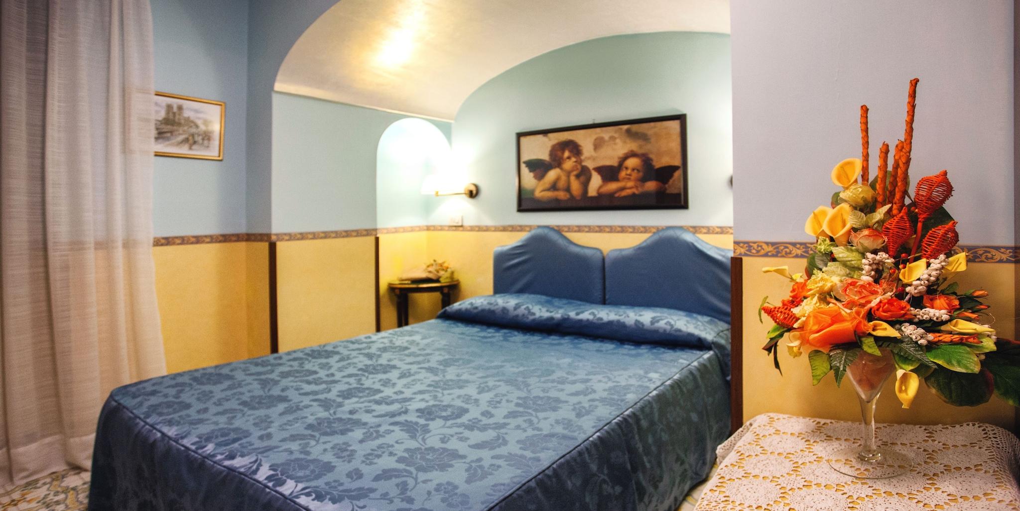 Double Classic Queen Bed