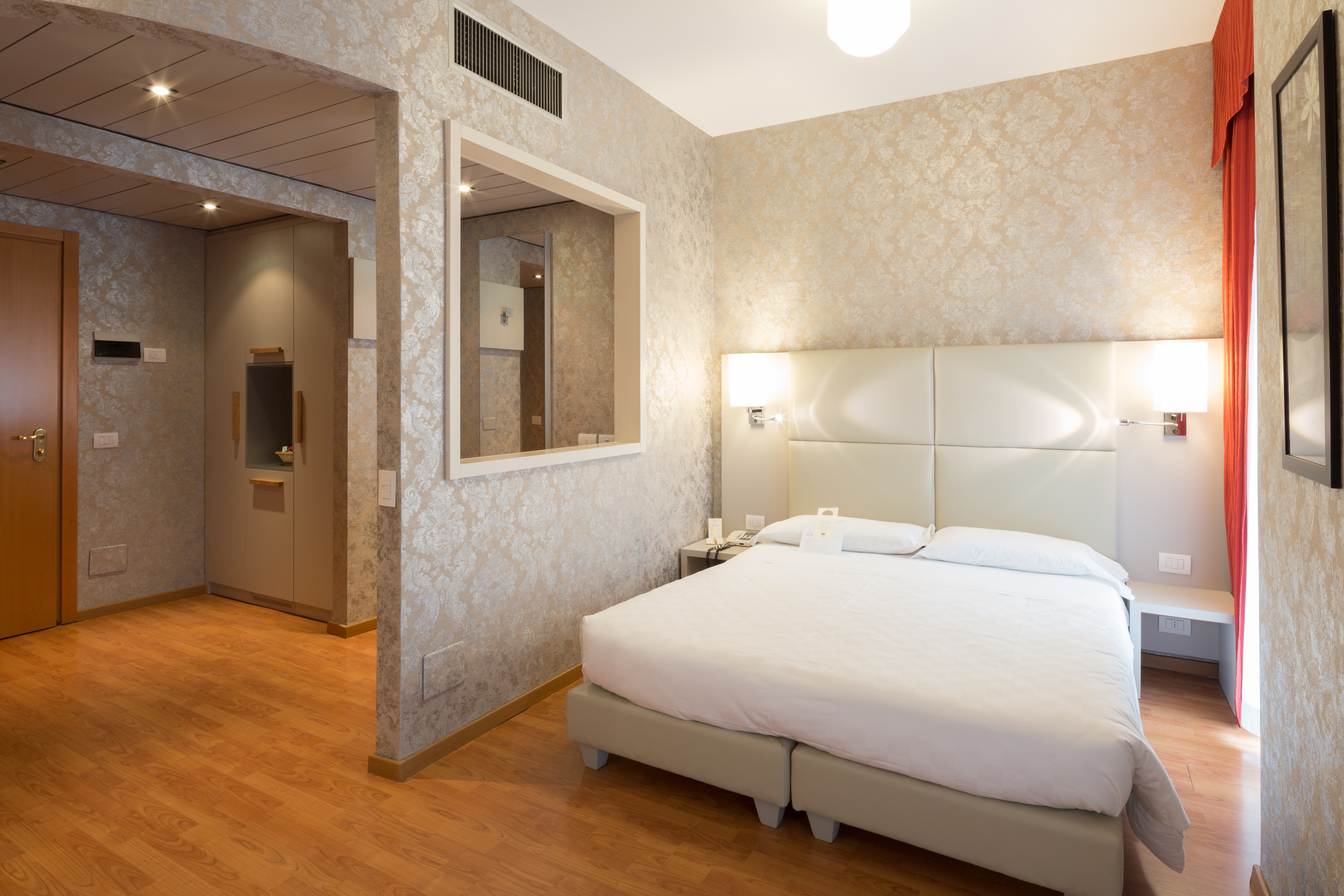 Double or Twin Executive