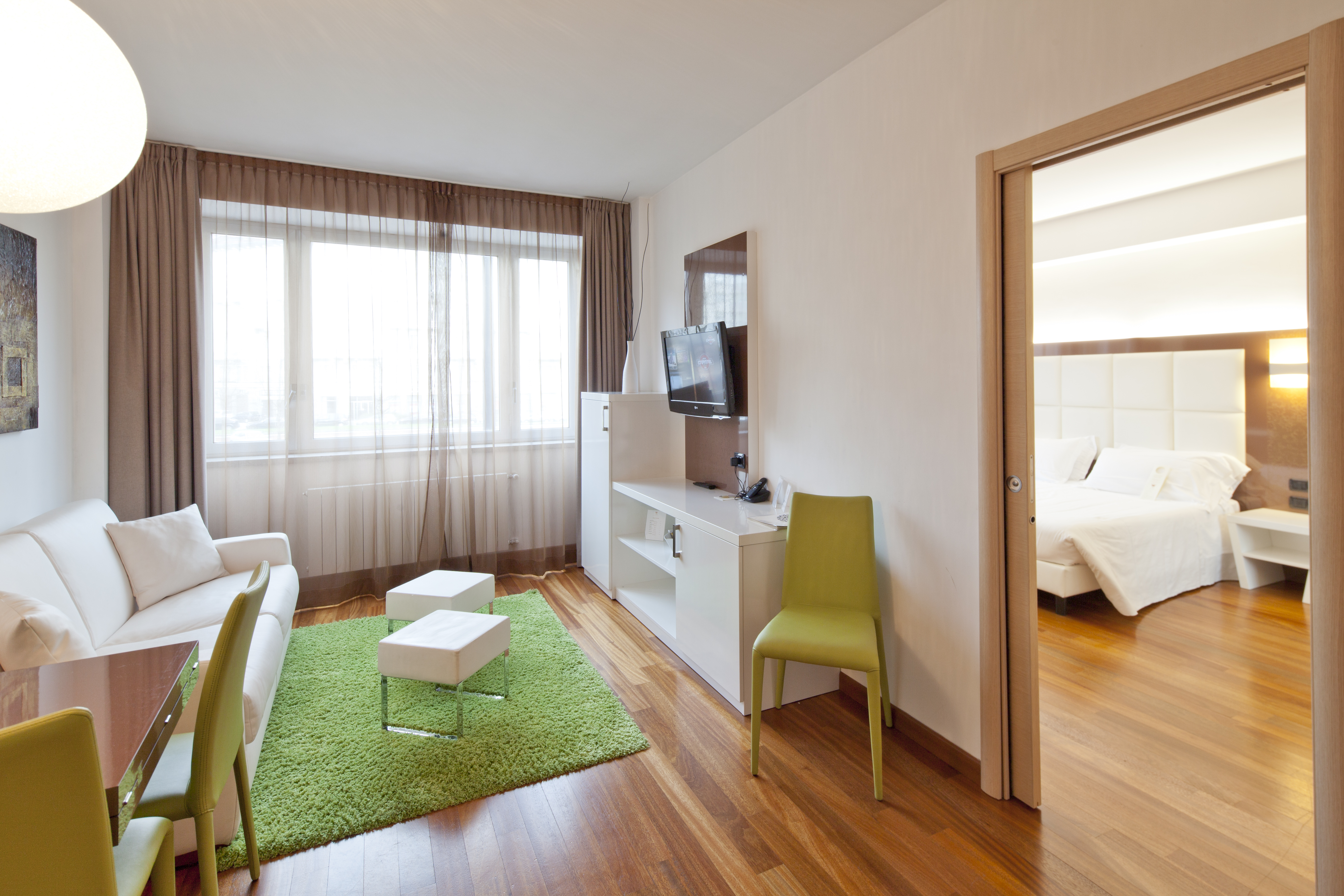Suite Capacity 2