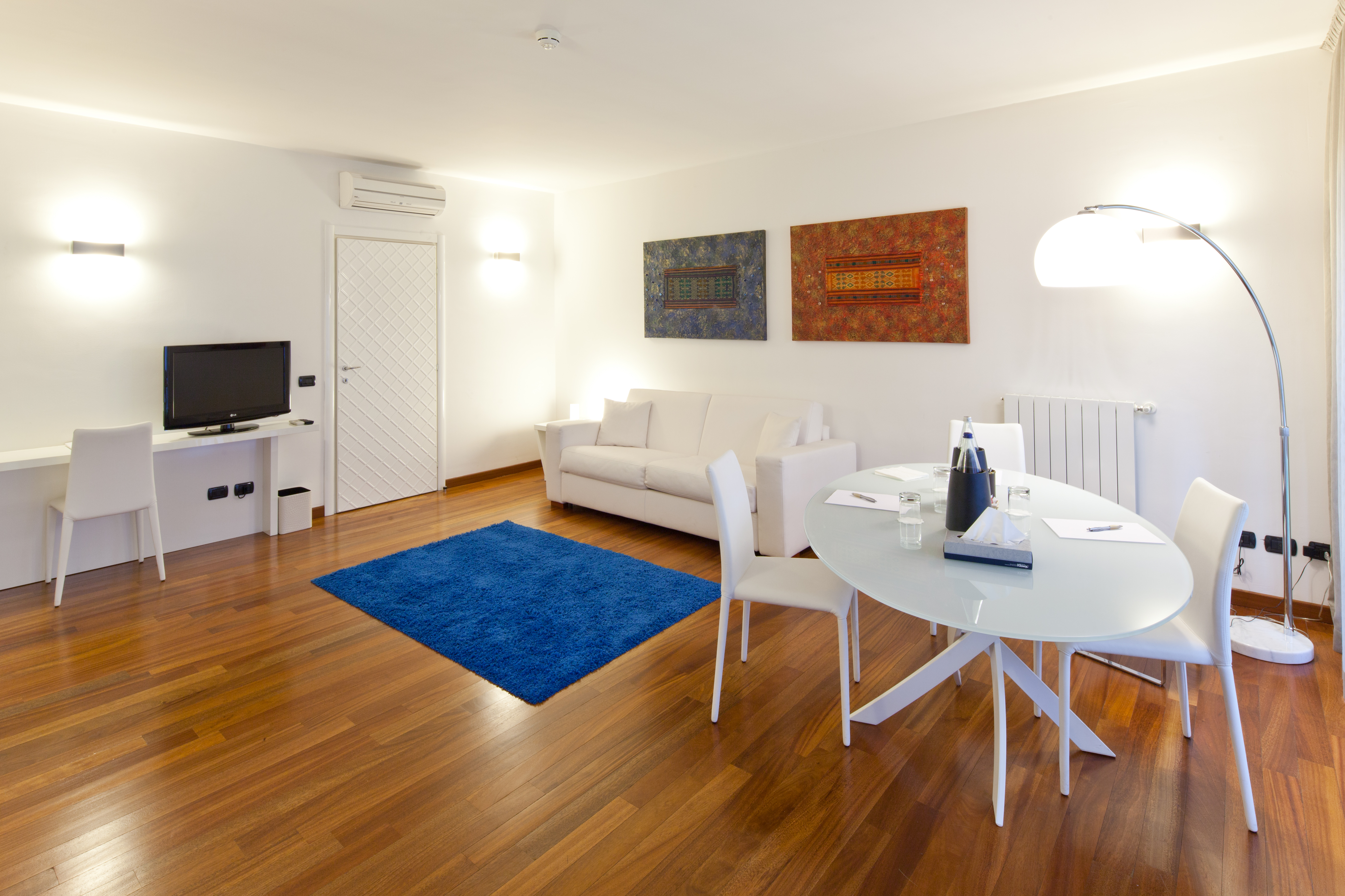 Suite Capacity 2