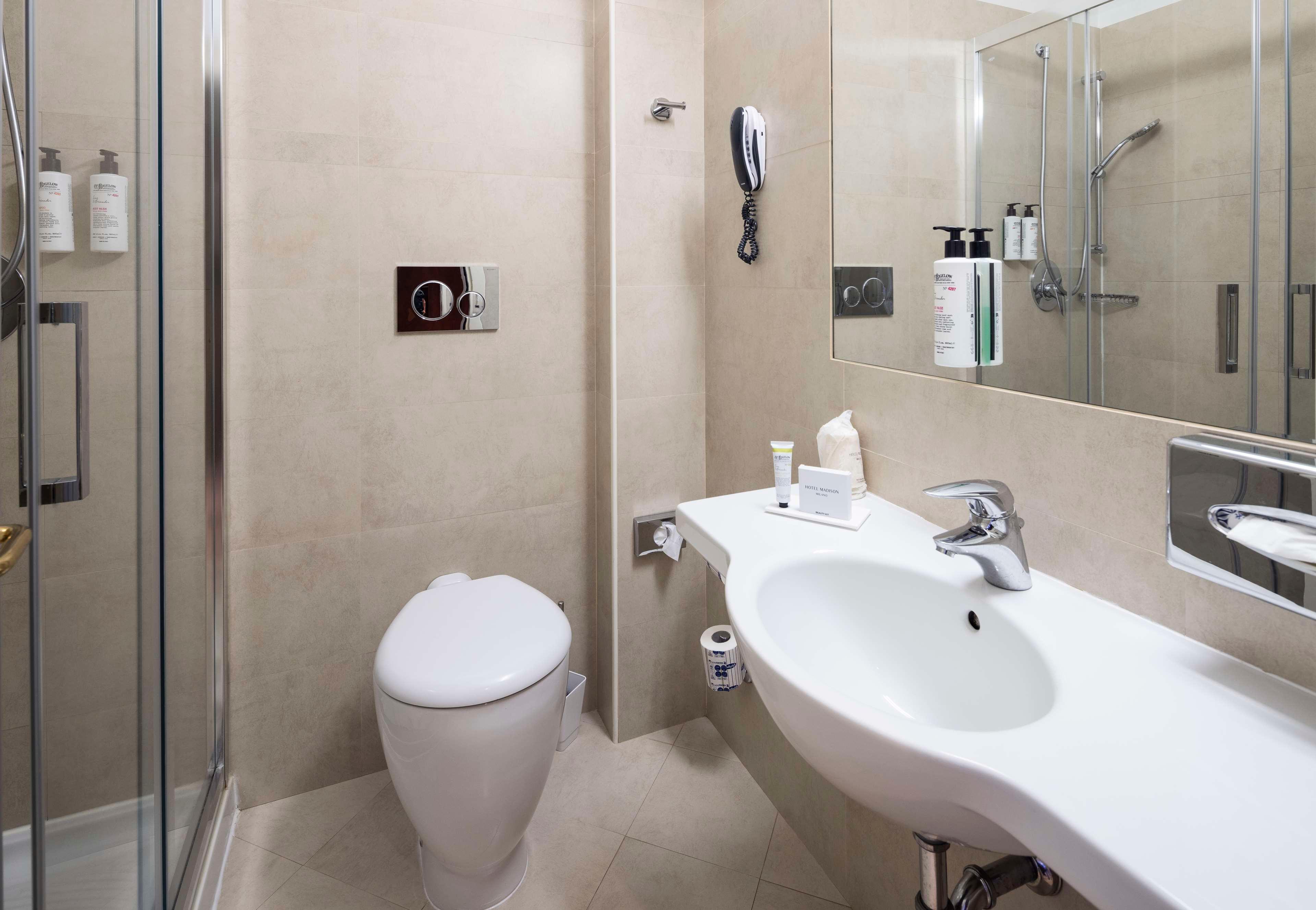 Double Queen Size Bed