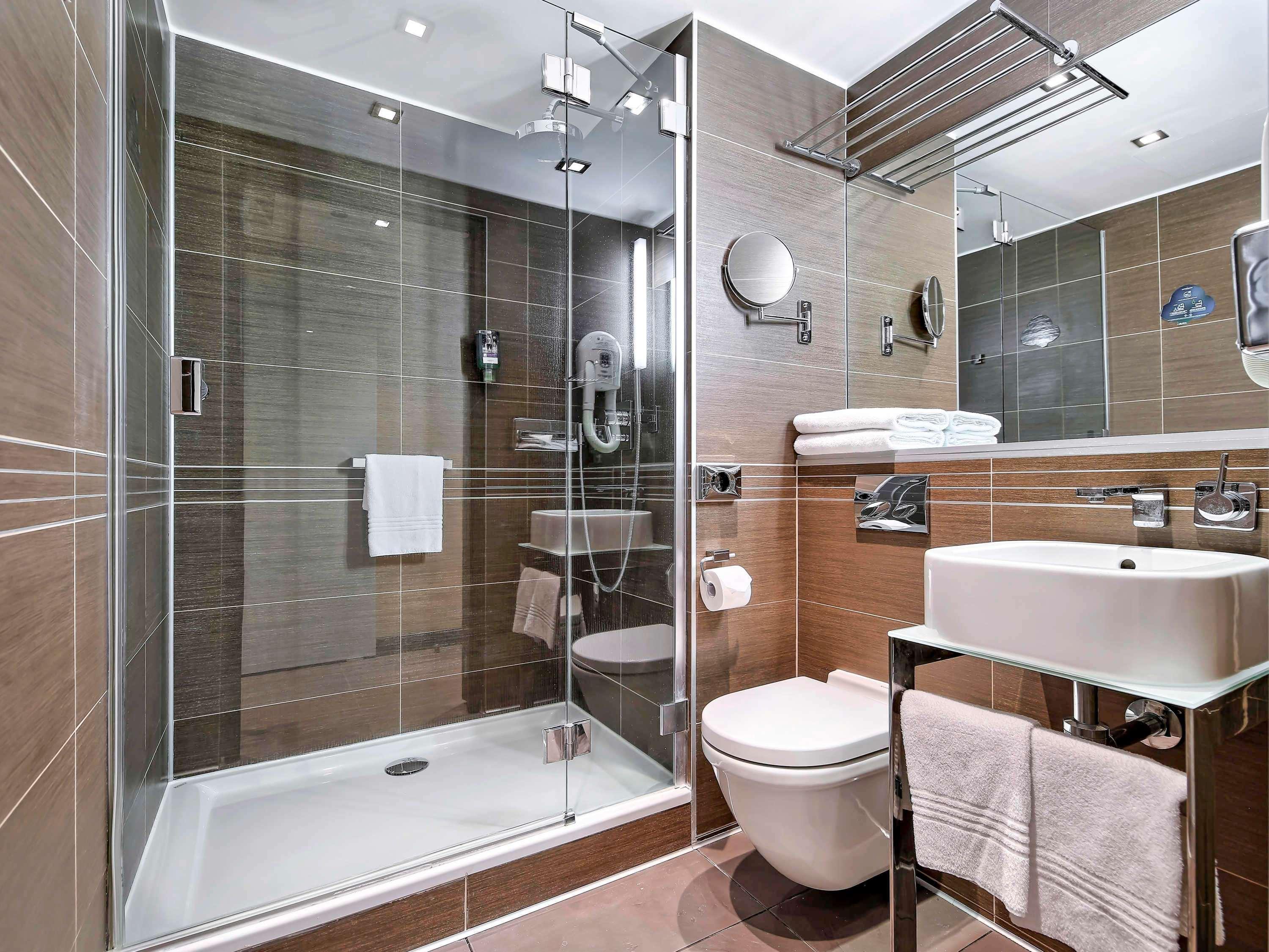 Suite Connecting Room