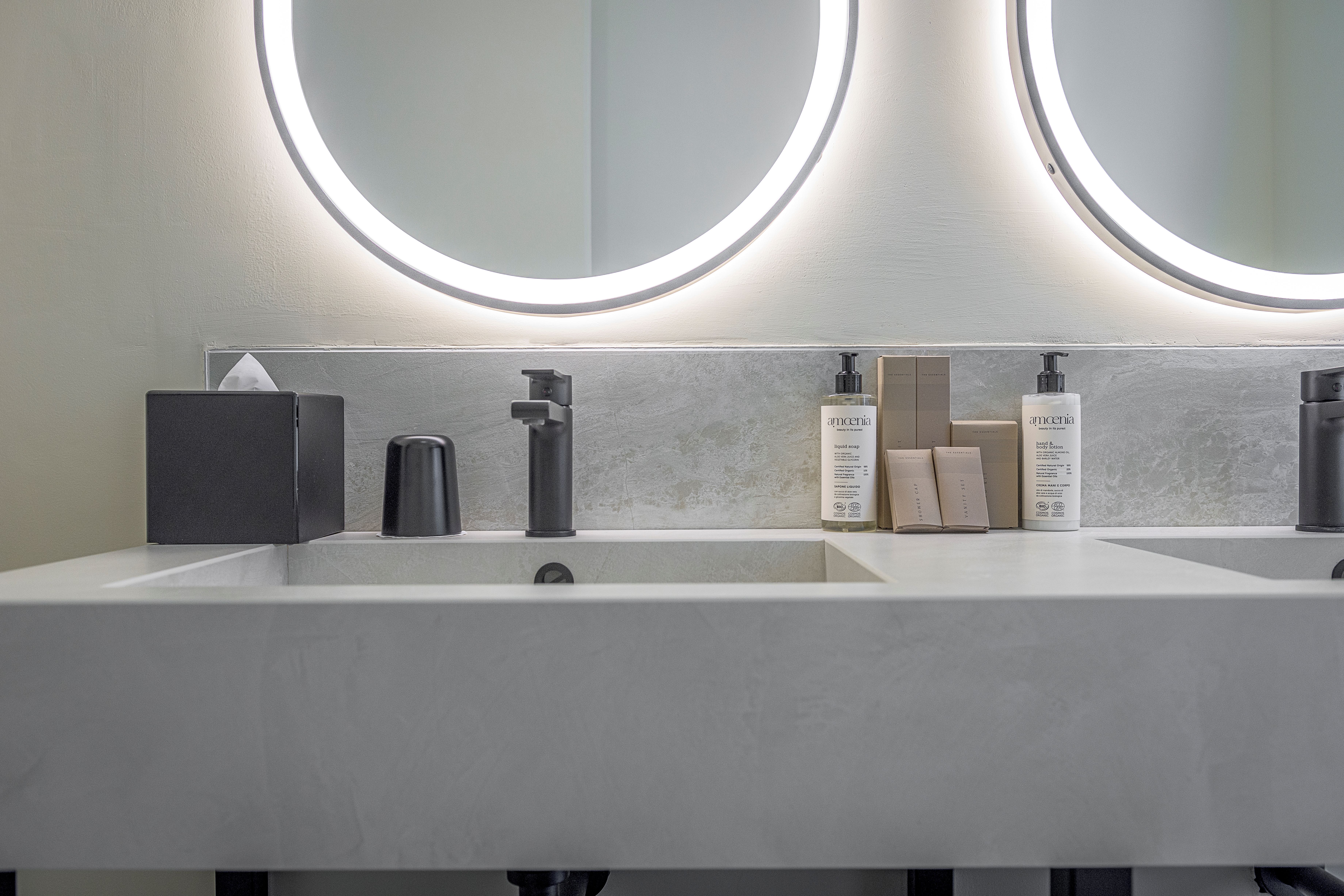 Double or Twin Deluxe