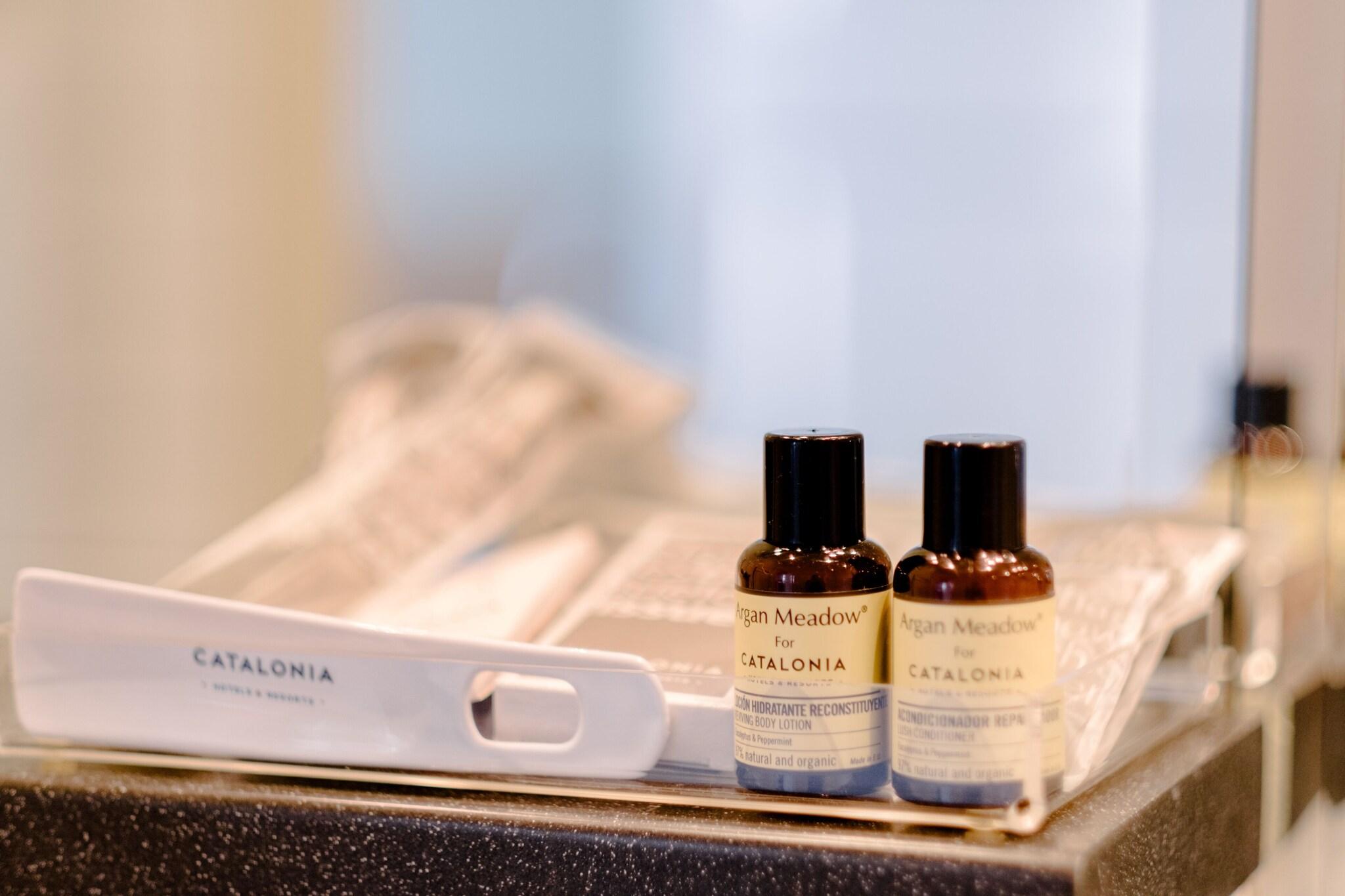 Apartment Queen Size Bed