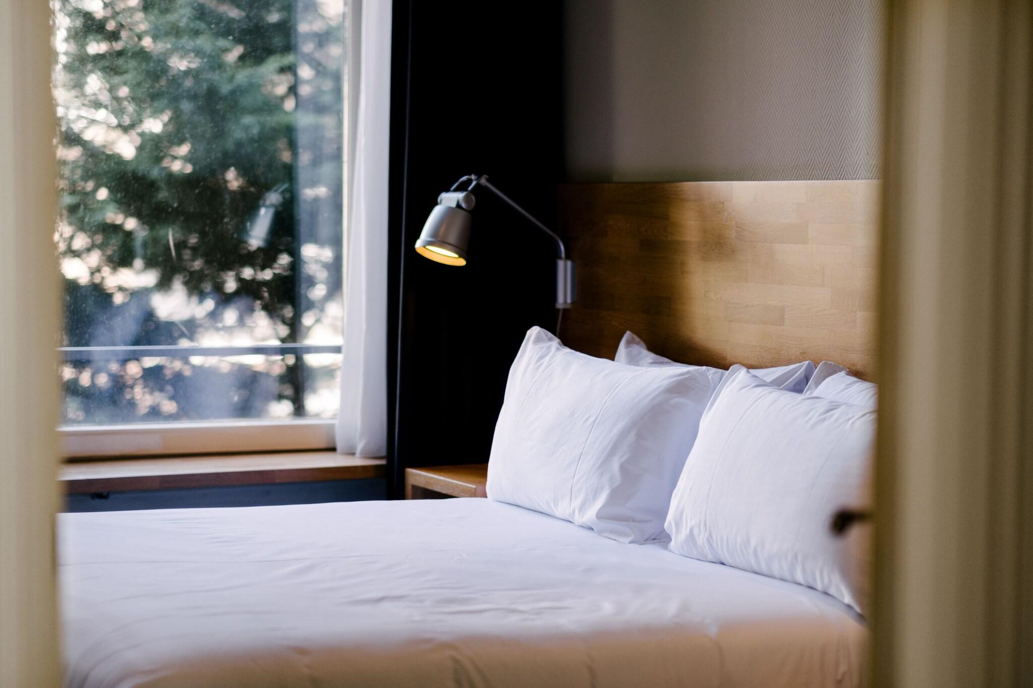 Apartment Queen Size Bed