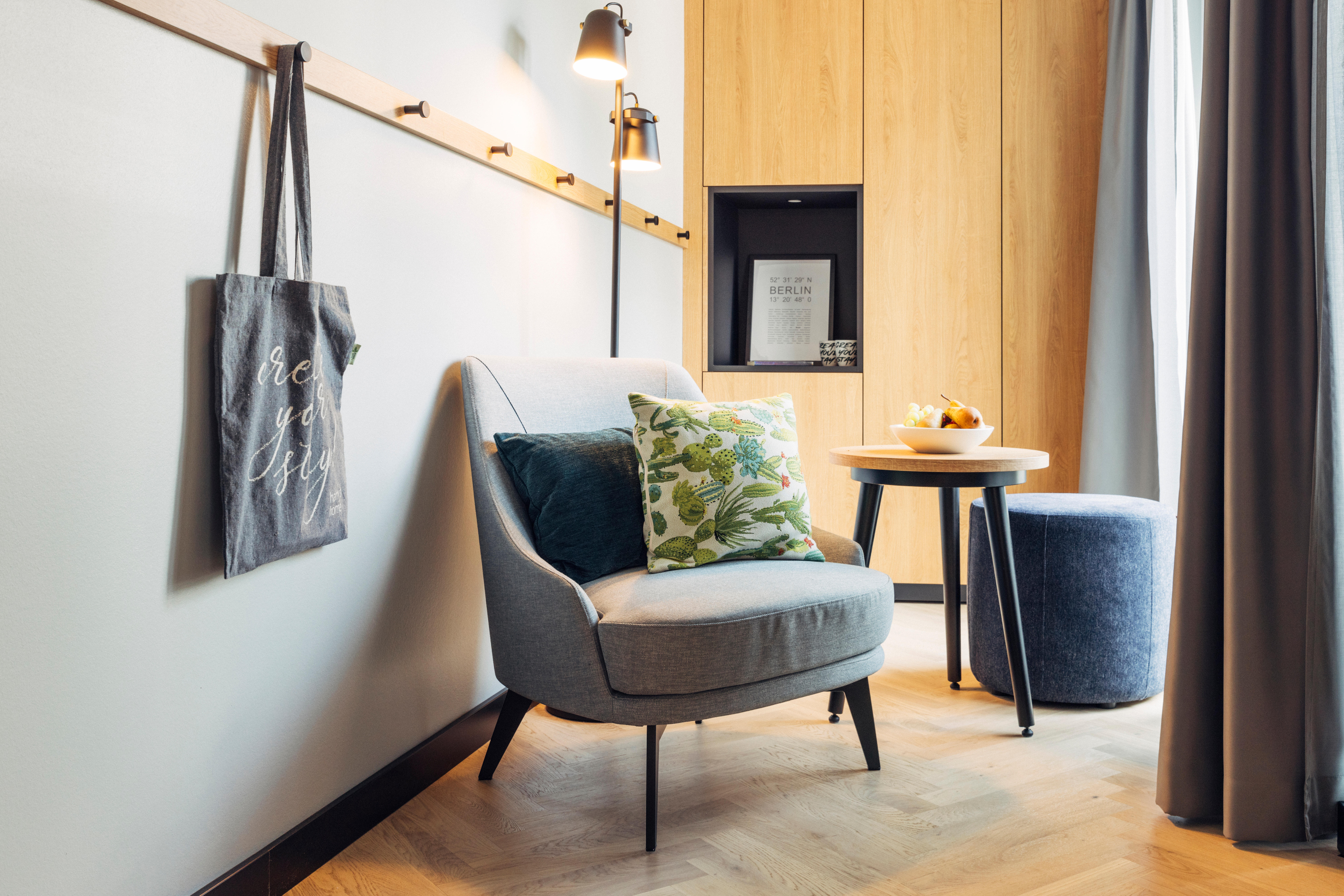 Double or Twin Standard