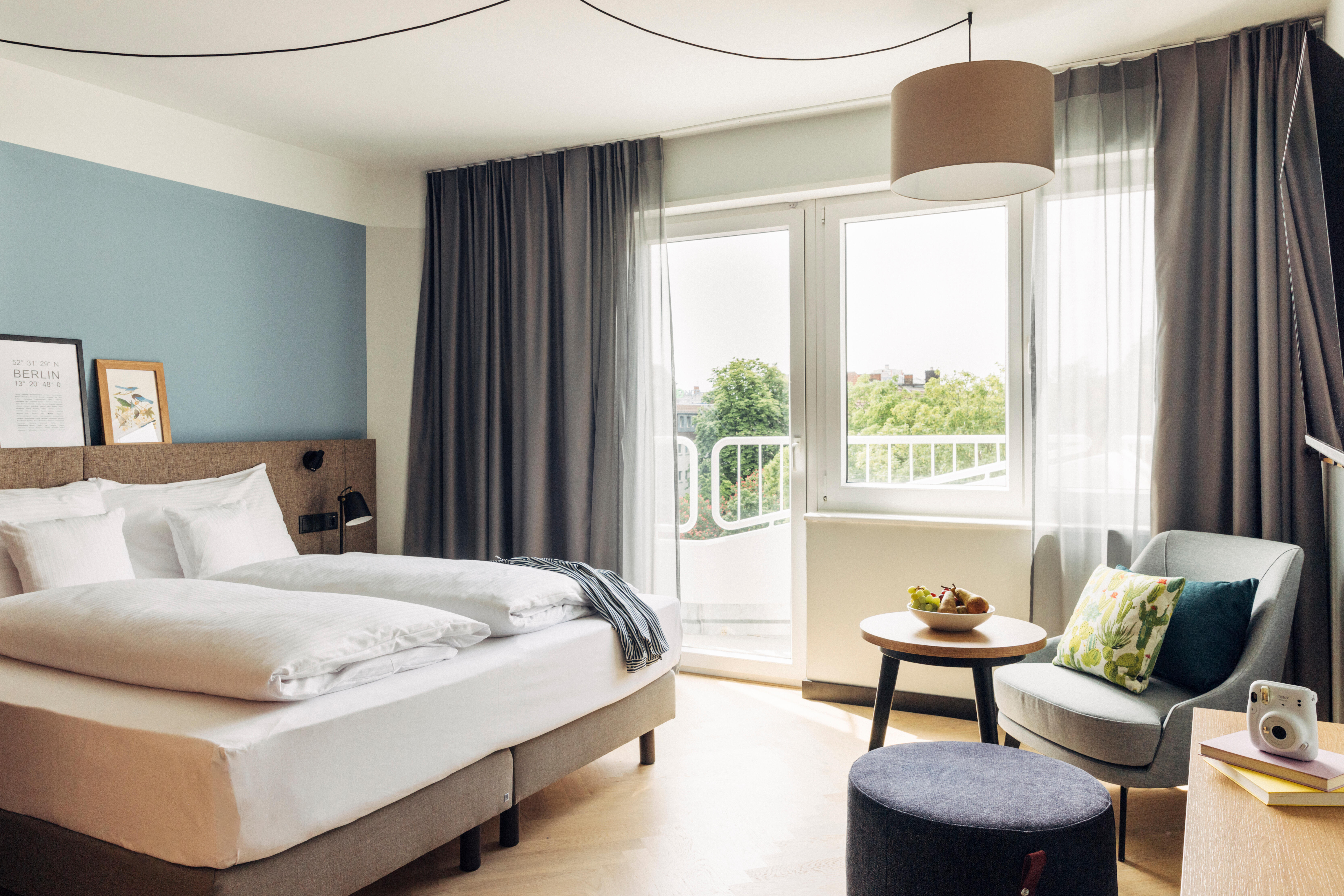 Double or Twin Standard