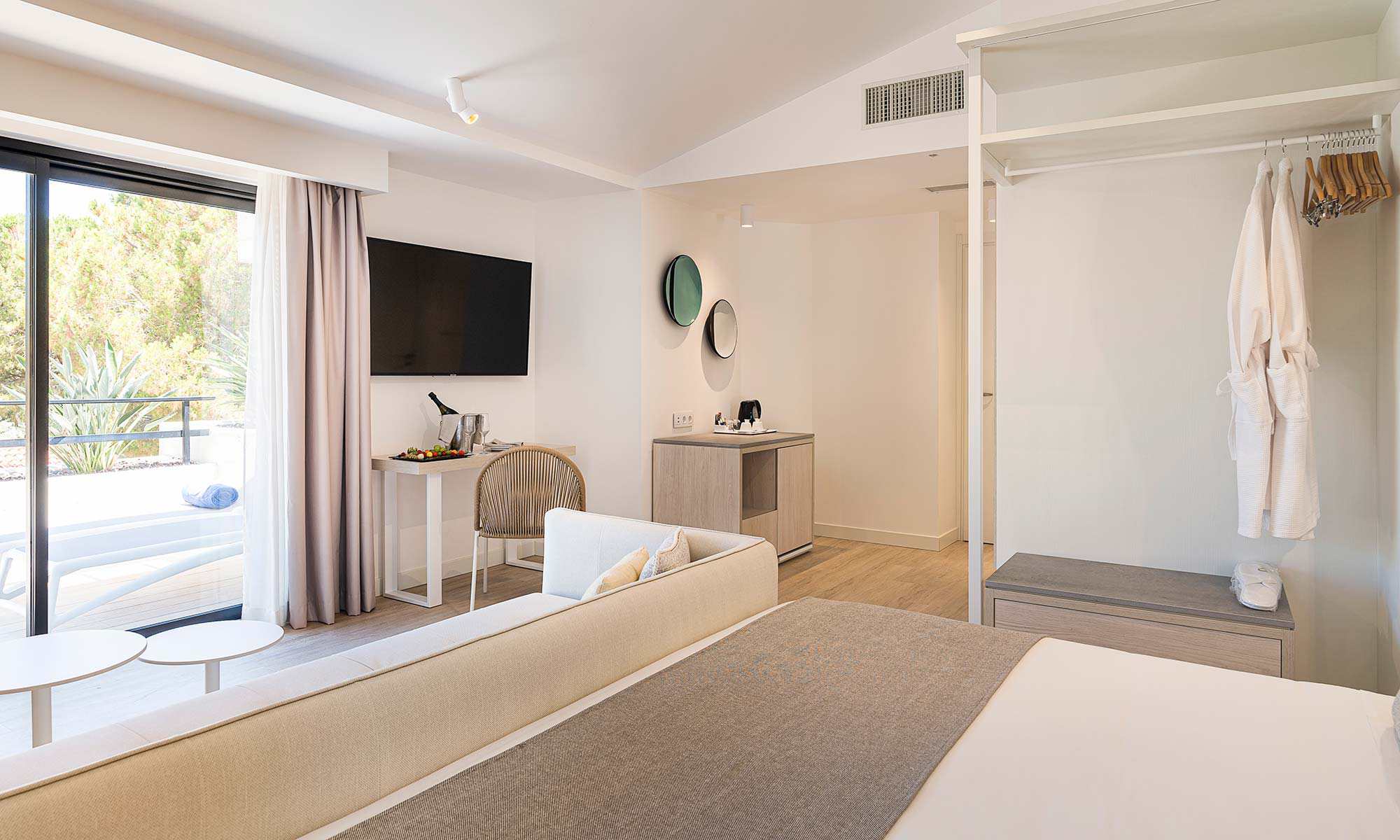 Junior Suite Standard