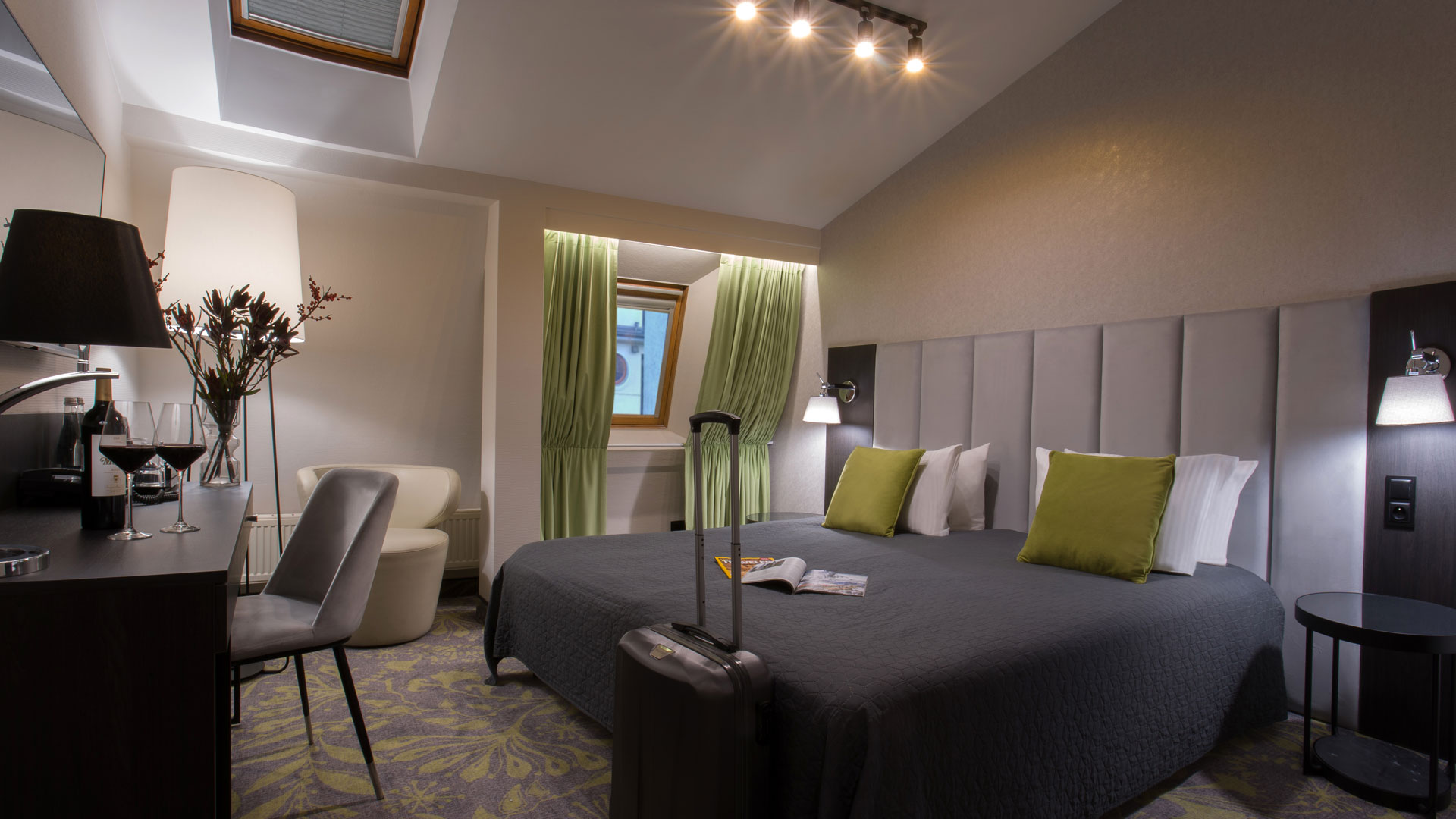 Double or Twin Standard