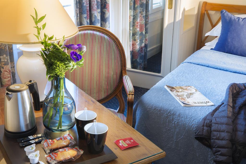 Family Room Standard