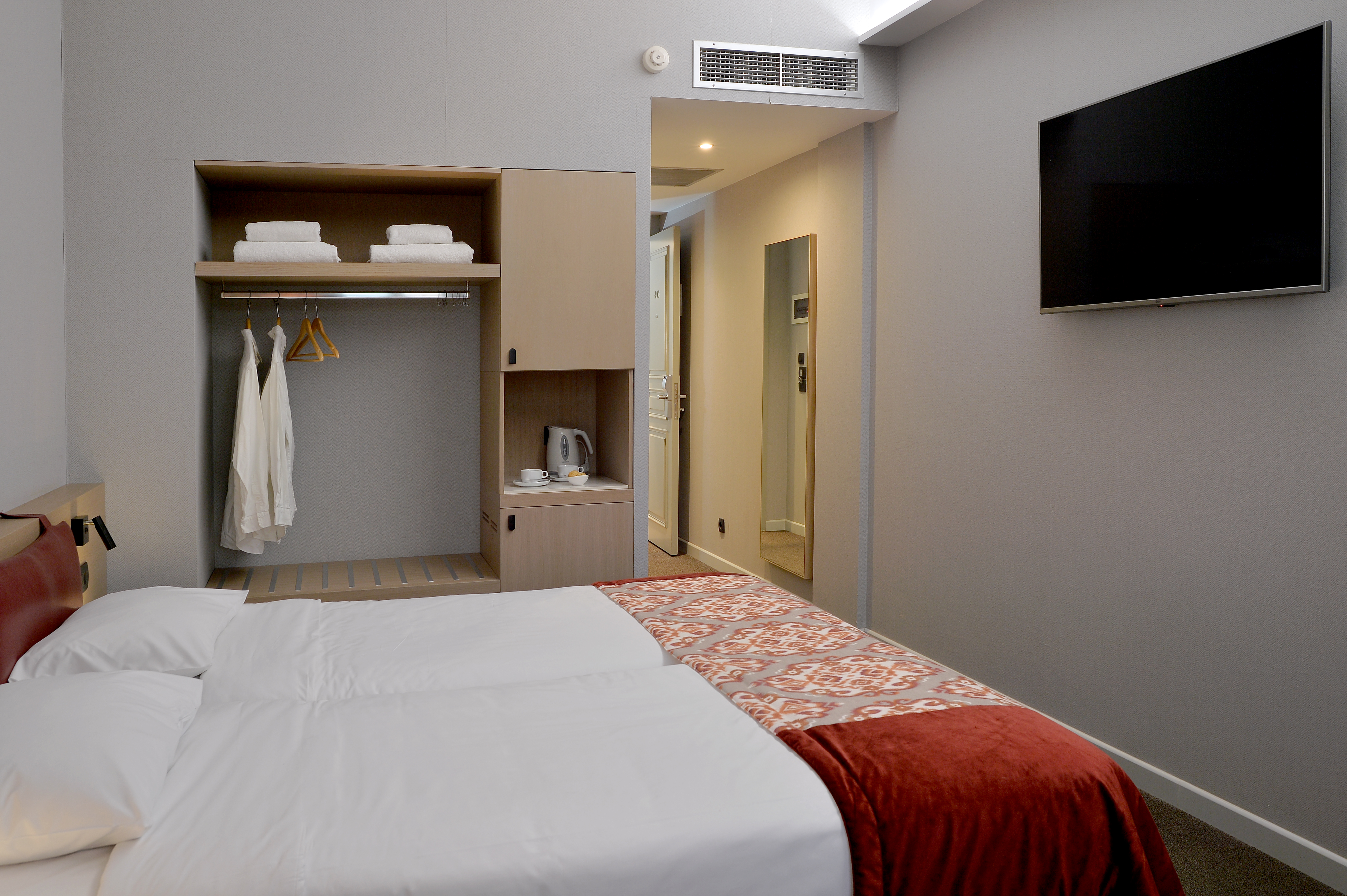 Double or Twin Superior