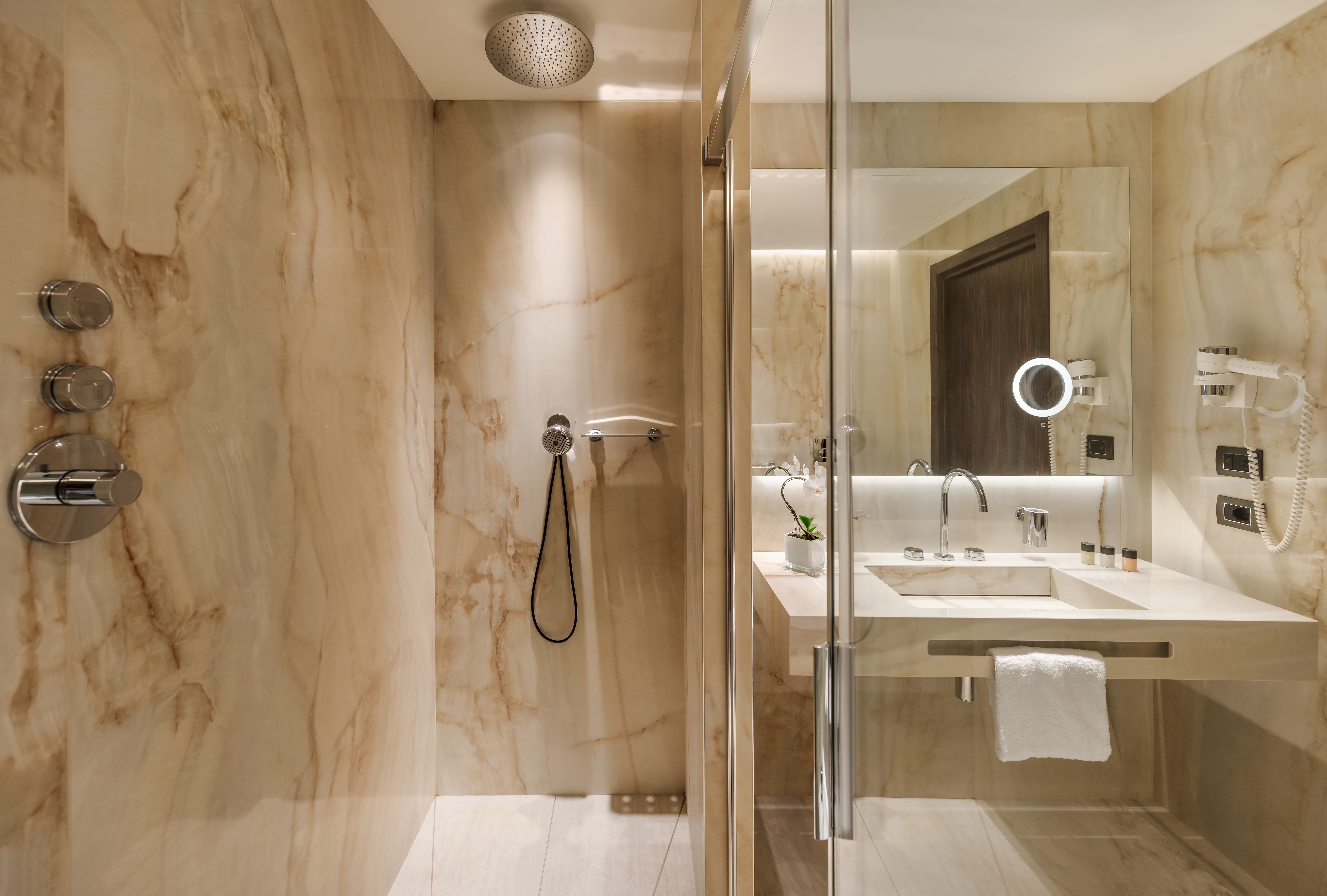 Double or Twin Executive