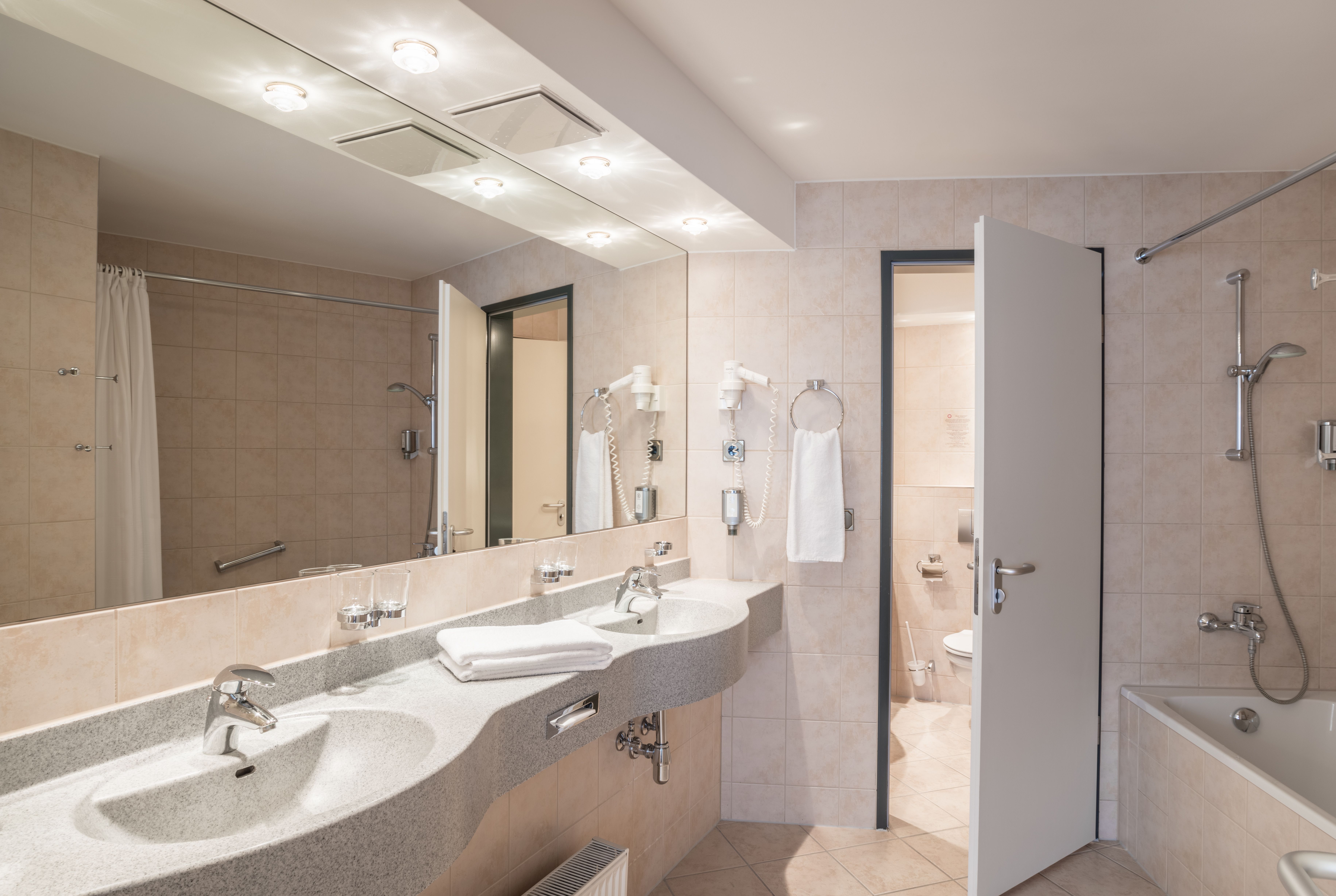 Junior Suite Capacity 1