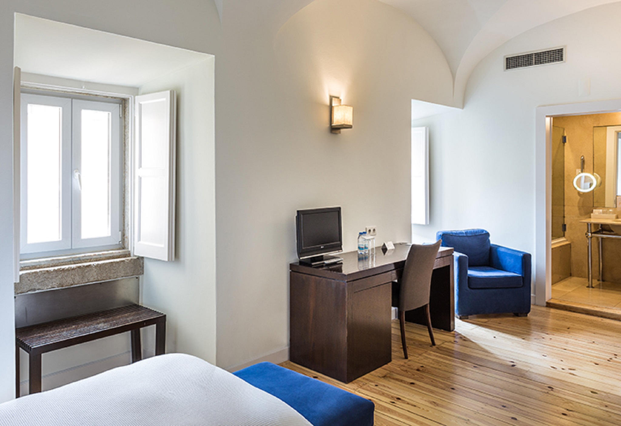 Double or Twin Superior